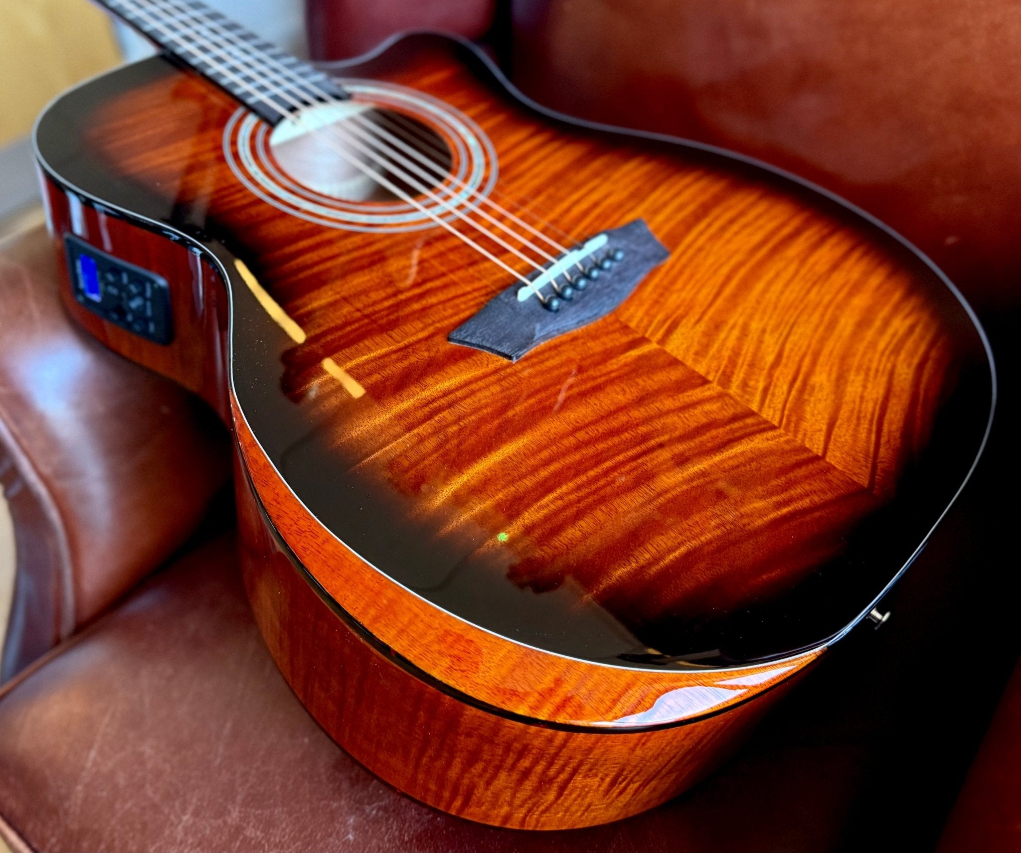 Washburm Comfort WCG12FCE Electro Acoustic Guitar w' £225 Custom Pro Setup Package Included - Richards Guitars Of Stratford Upon Avon