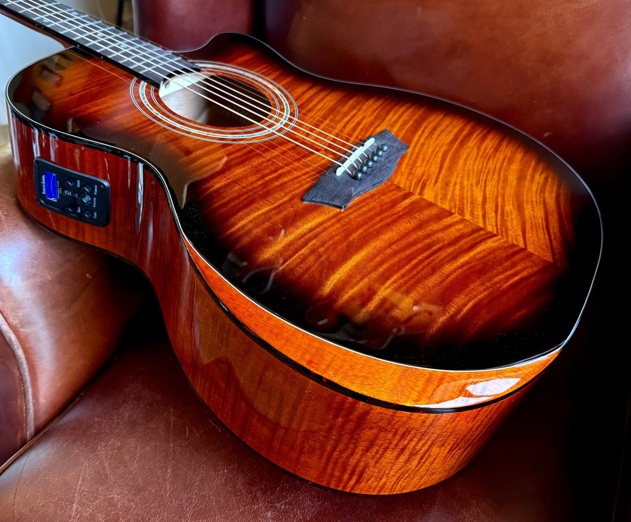 Washburm Comfort WCG12FCE Electro Acoustic Guitar w' £225 Custom Pro Setup Package Included - Richards Guitars Of Stratford Upon Avon