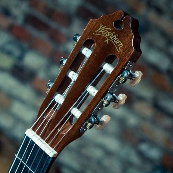 Washburn C40 Classical - Natural Nylon Strung Guitar - Richards Guitars Of Stratford Upon Avon