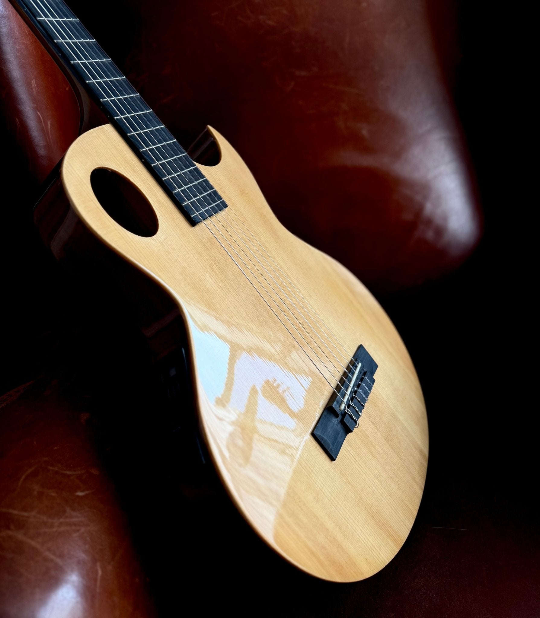 Washburn EACT42S - Thinline - Natural Electro Nylon Strung Guitar w'£225 Custom Pro Setup & Back Up Service - Richards Guitars Of Stratford Upon Avon