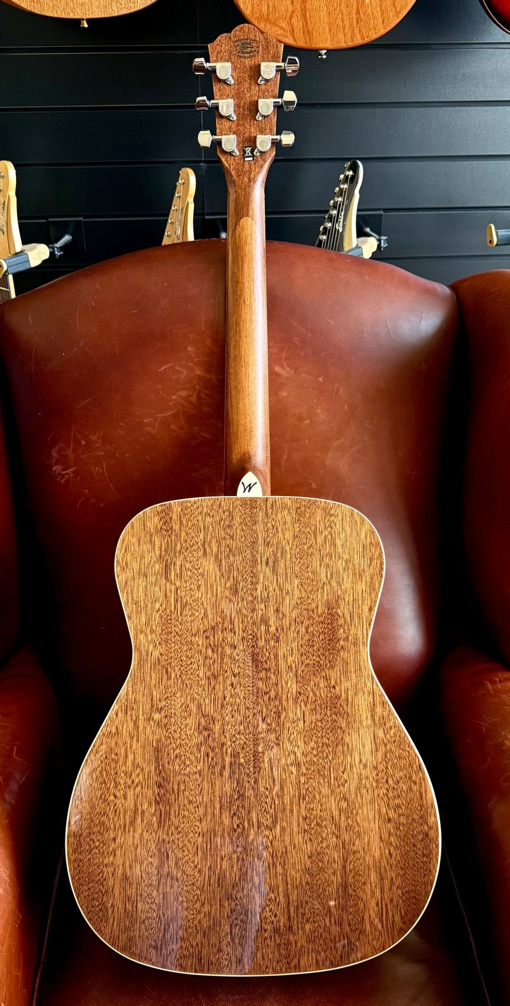 Washburn F11S - Folk - Natural Acoustic Guitar - Richards Guitars Of Stratford Upon Avon