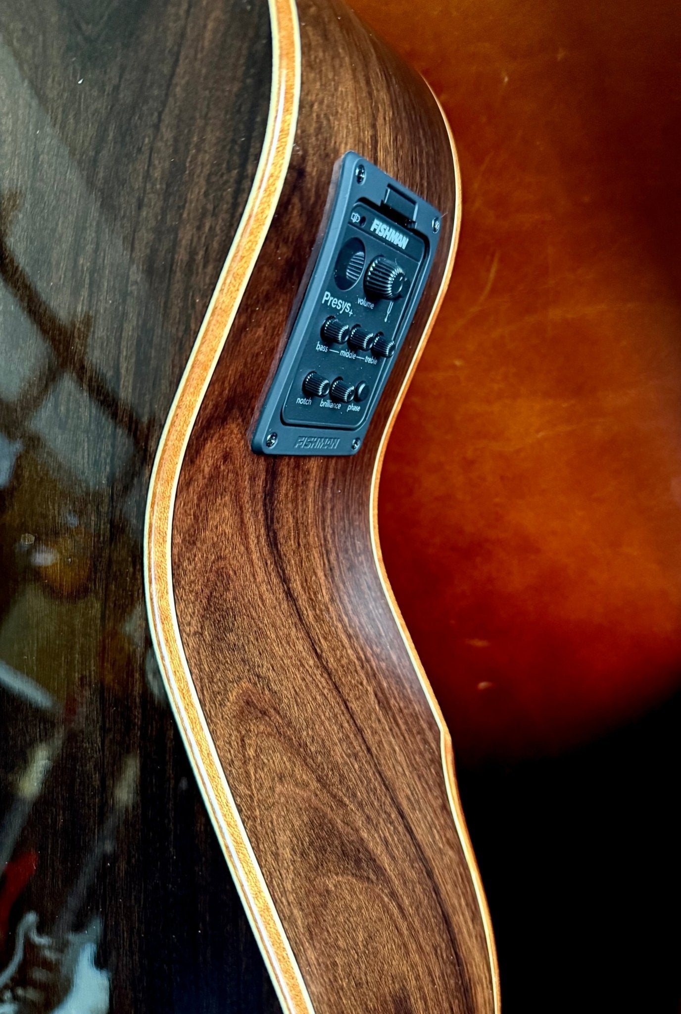 Washburn G25SCE w/CASE - Grand Auditorium - Natural Electro Acoustic Guitar - Richards Guitars Of Stratford Upon Avon