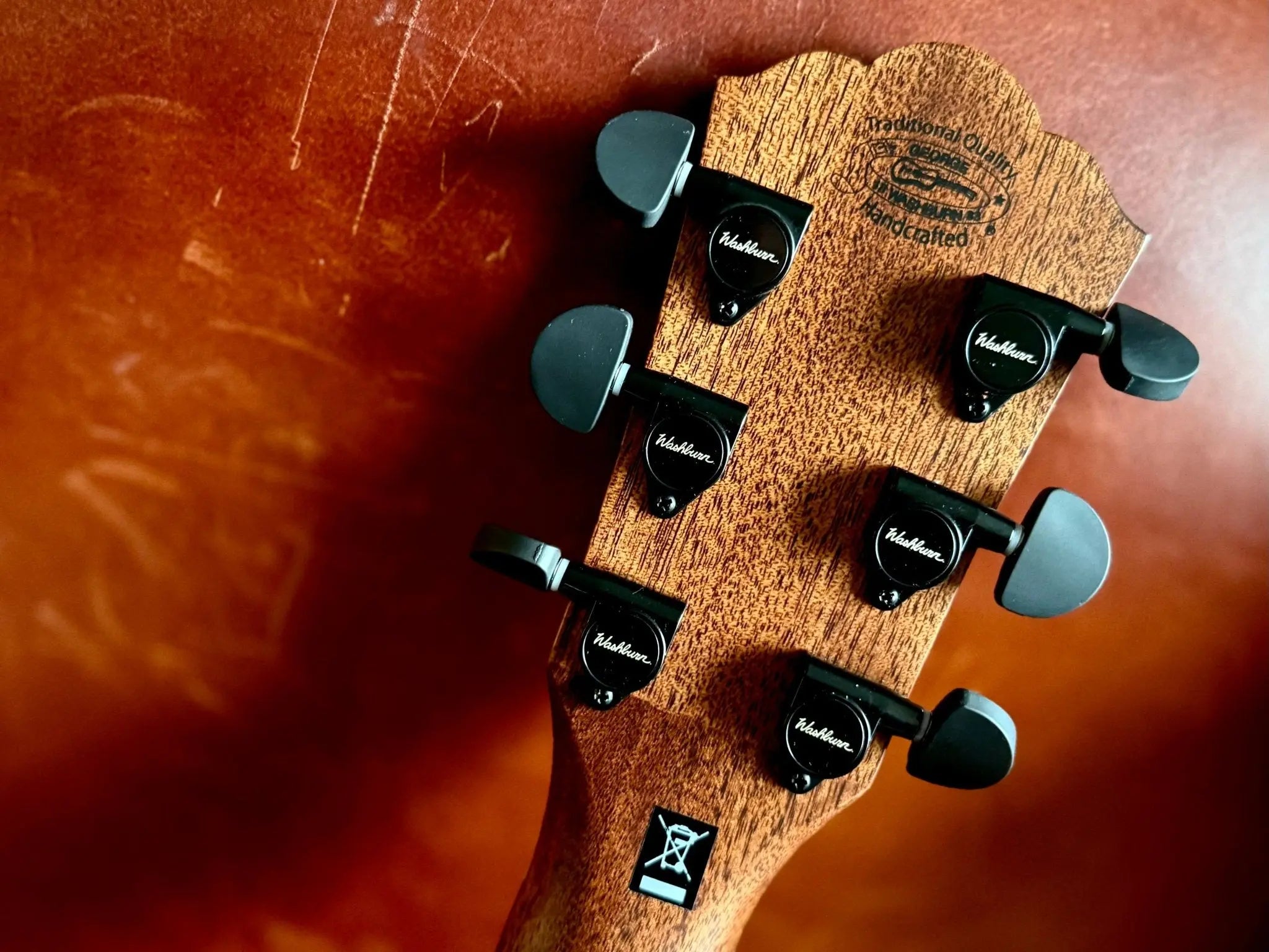 Washburn G55CE KOA w/ CASE - Grand Auditorium - Natural Electro