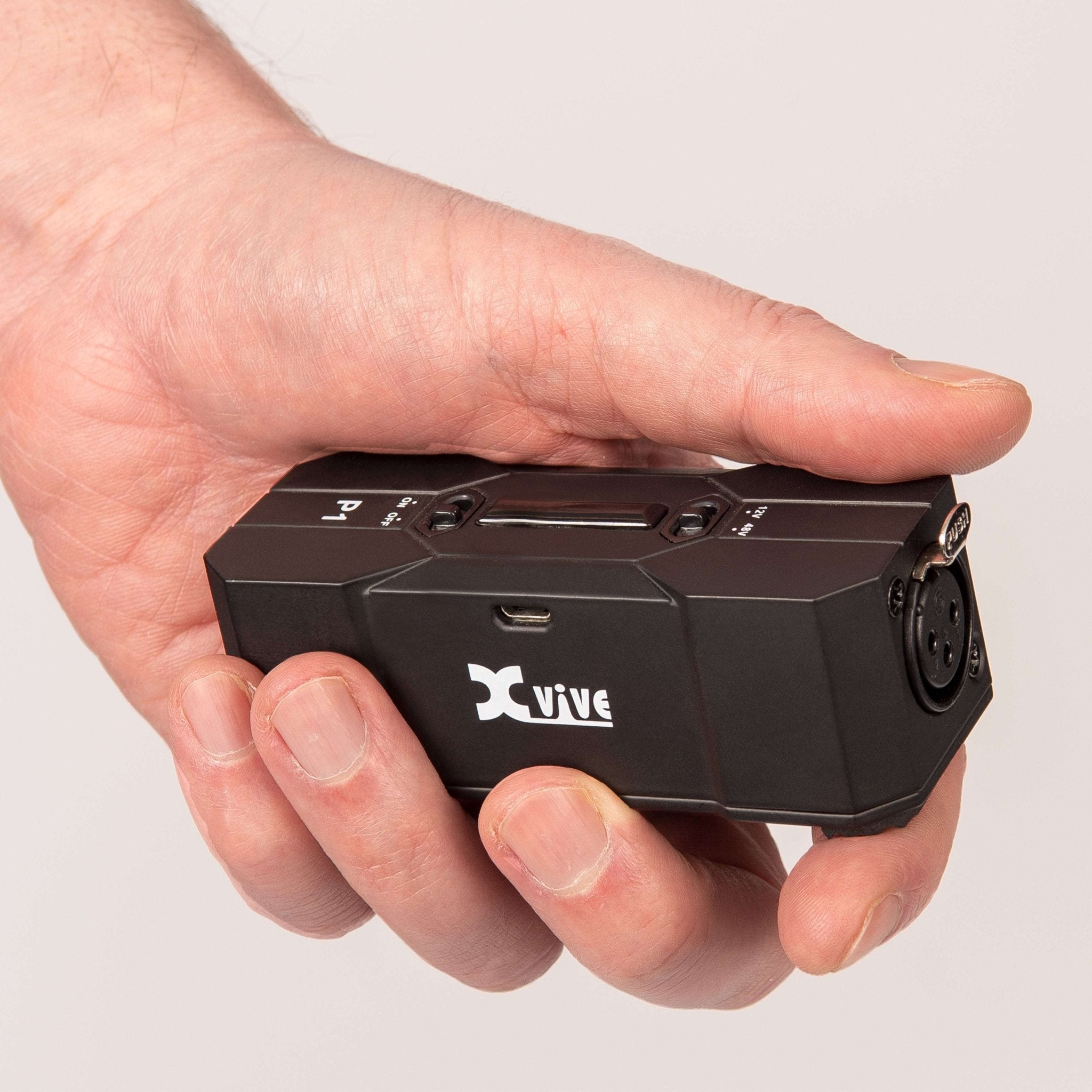 Xvive Portable Phantom Power Supply - Richards Guitars Of Stratford Upon Avon