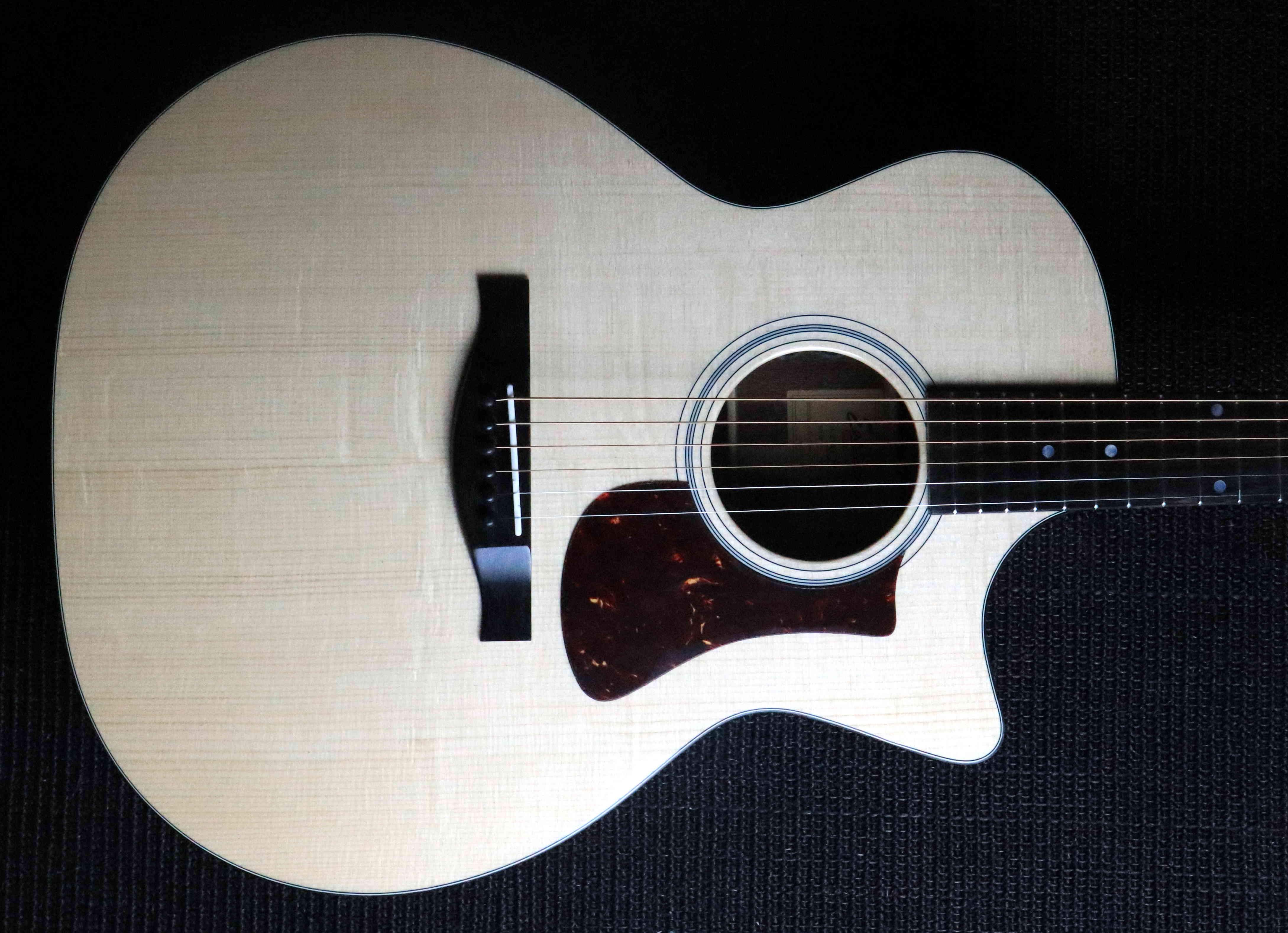 Eastman AC222CE OV Left Handed, Electro Acoustic Guitar for sale at Richards Guitars.
