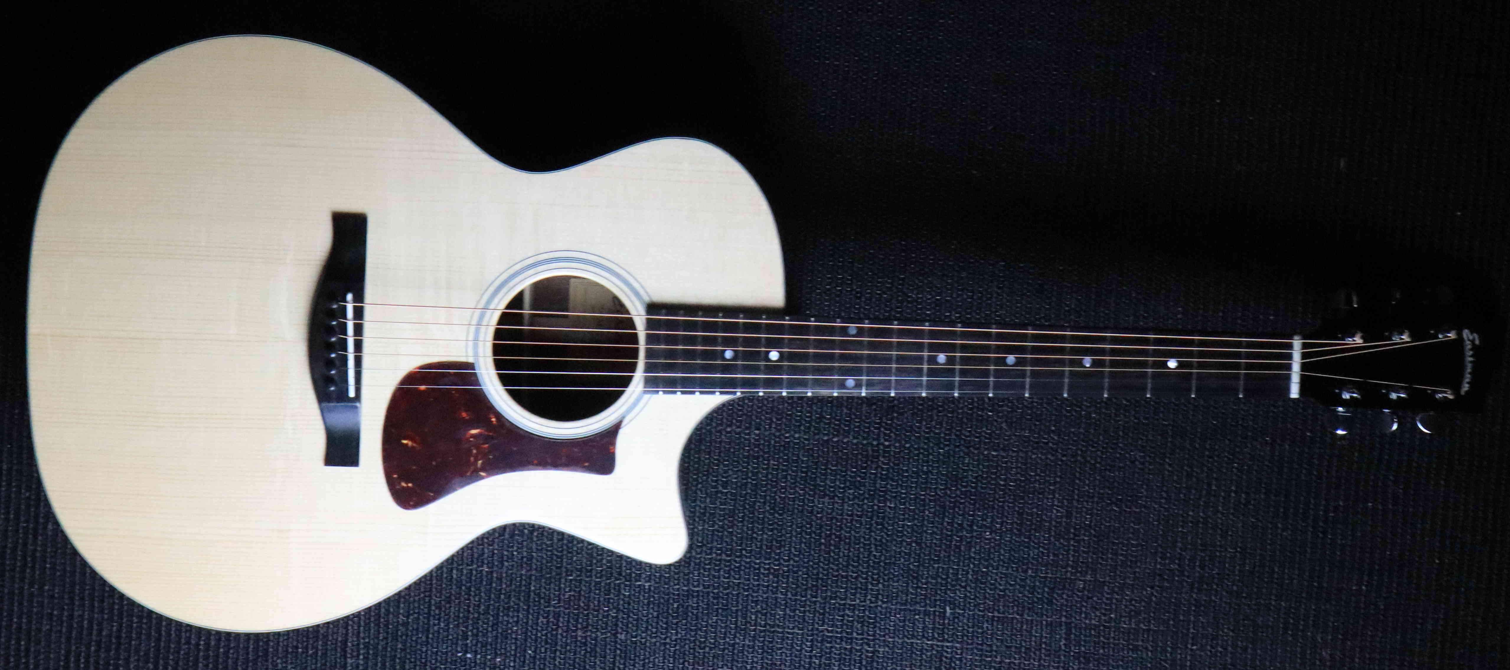 Eastman AC222CE OV Electro Acoustic Guitar, Electro Acoustic Guitar for sale at Richards Guitars.
