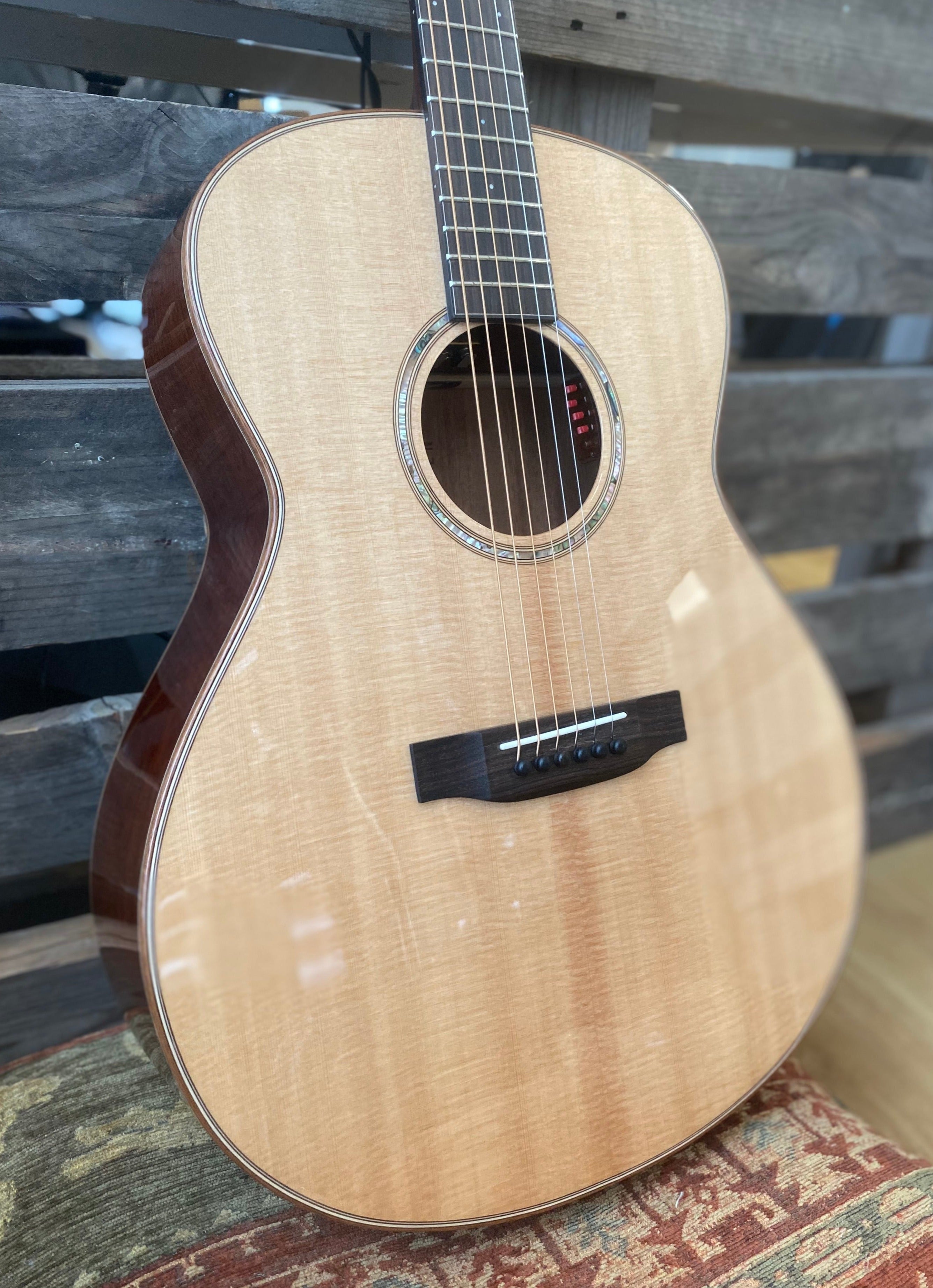 Auden Austin Mahogany Series Electro Acoustic – Spruce Full Body, Electro Acoustic Guitar for sale at Richards Guitars.