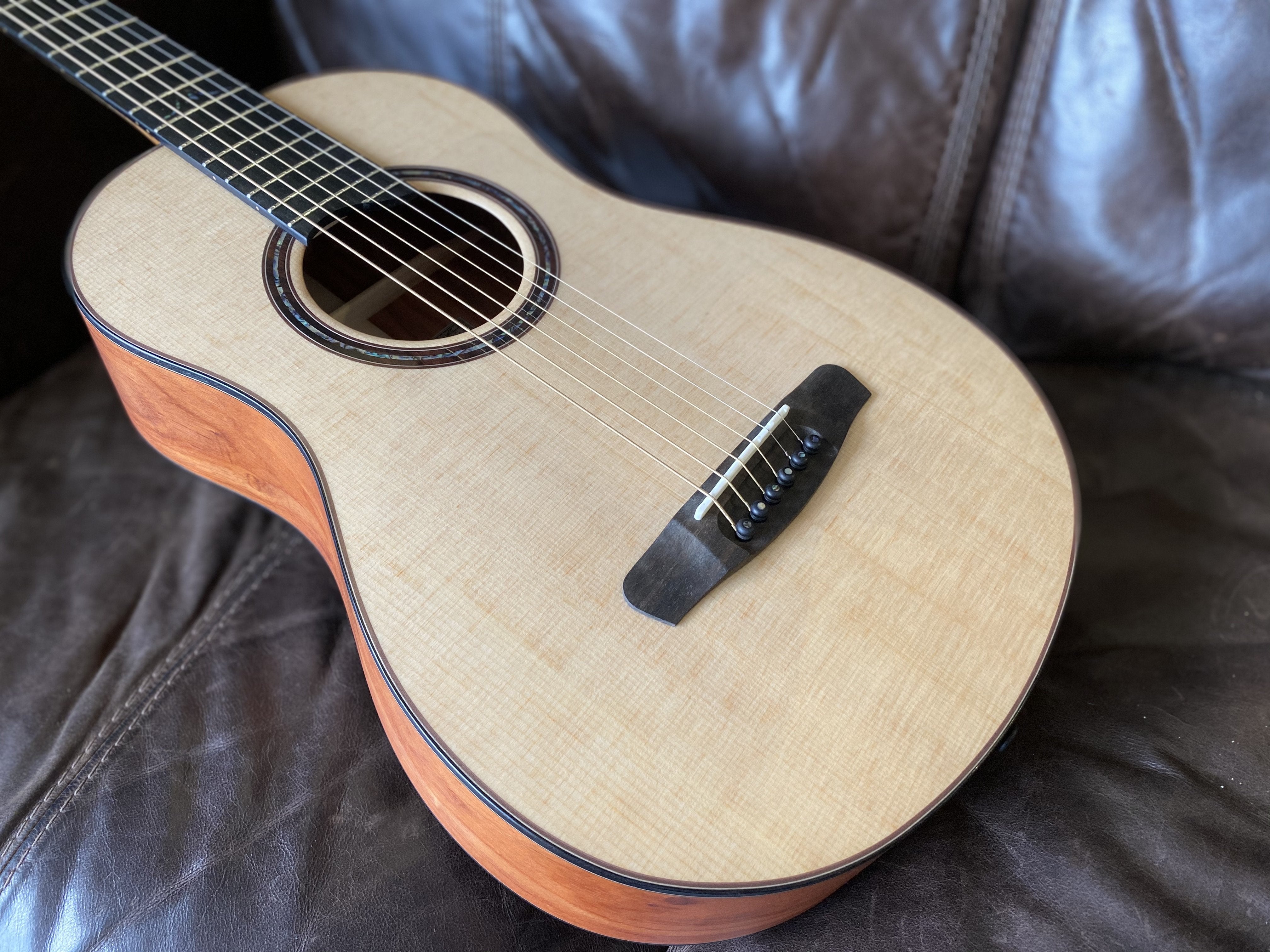 Dowina Merlot BV Spruce / Macacauba Parlor Guitar, Acoustic Guitar for sale at Richards Guitars.