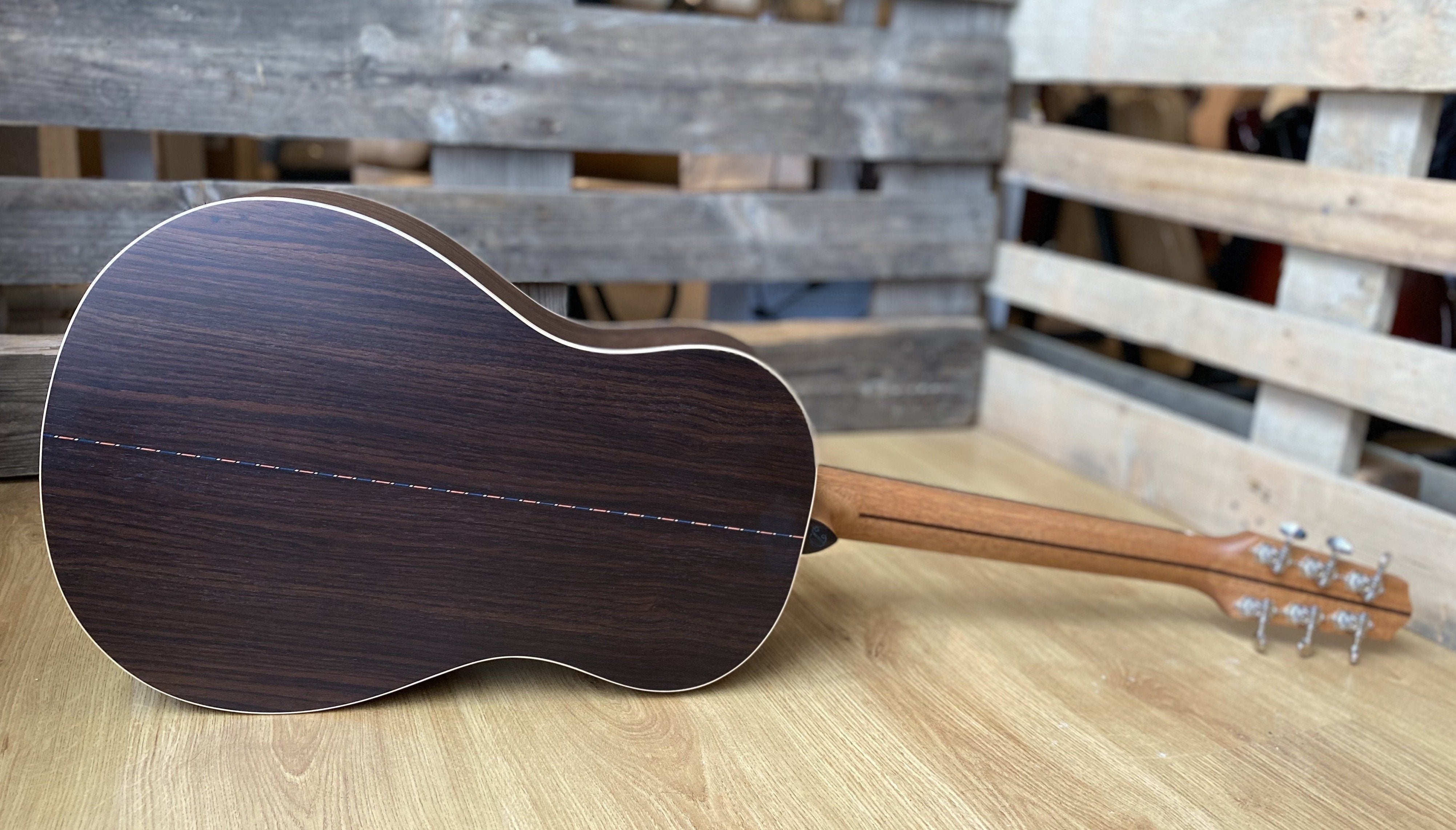 Dowina Rosewood (Ceres) BV-DS, Acoustic Guitar for sale at Richards Guitars.
