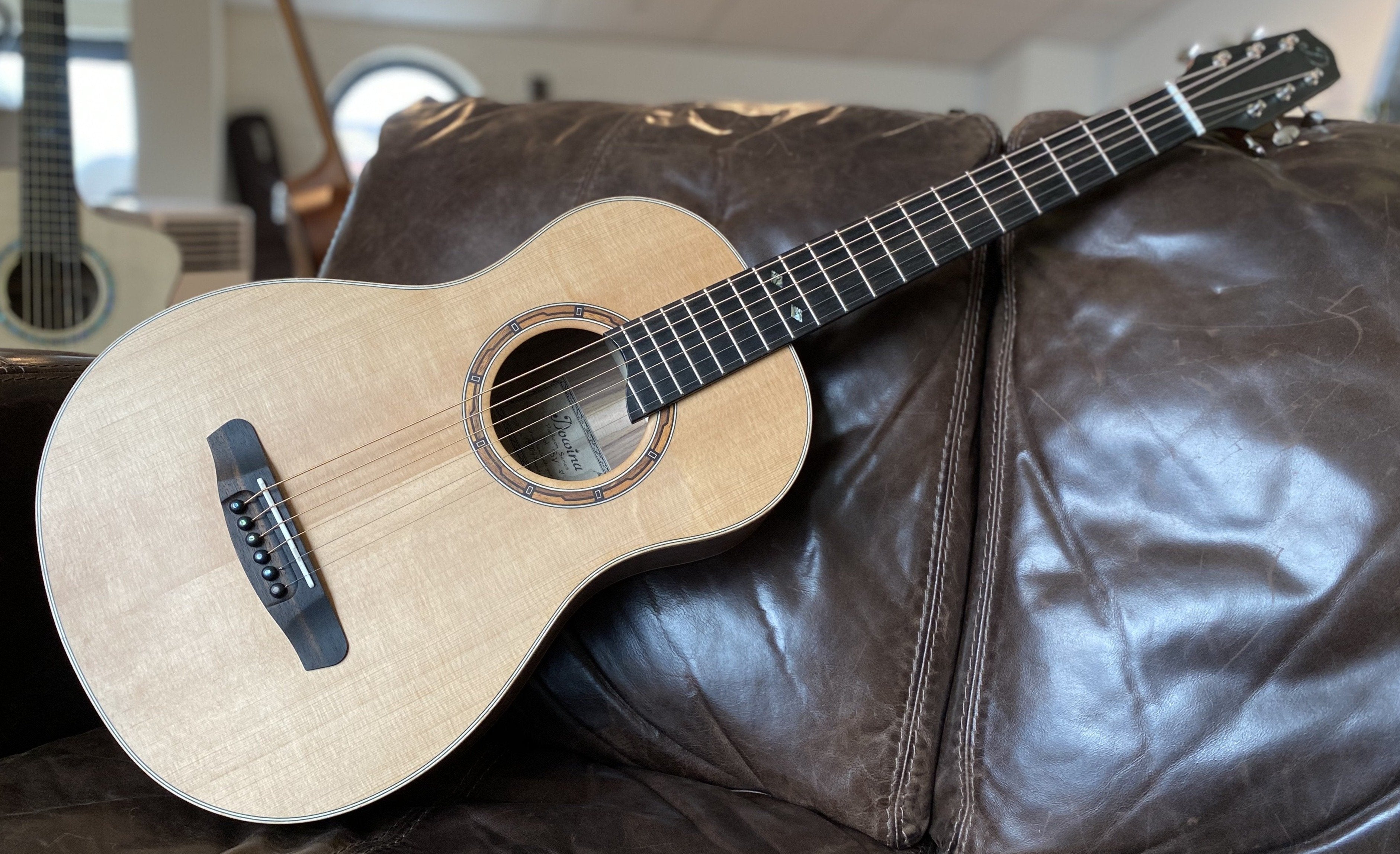 Dowina Walnut BV S, Acoustic Guitar for sale at Richards Guitars.