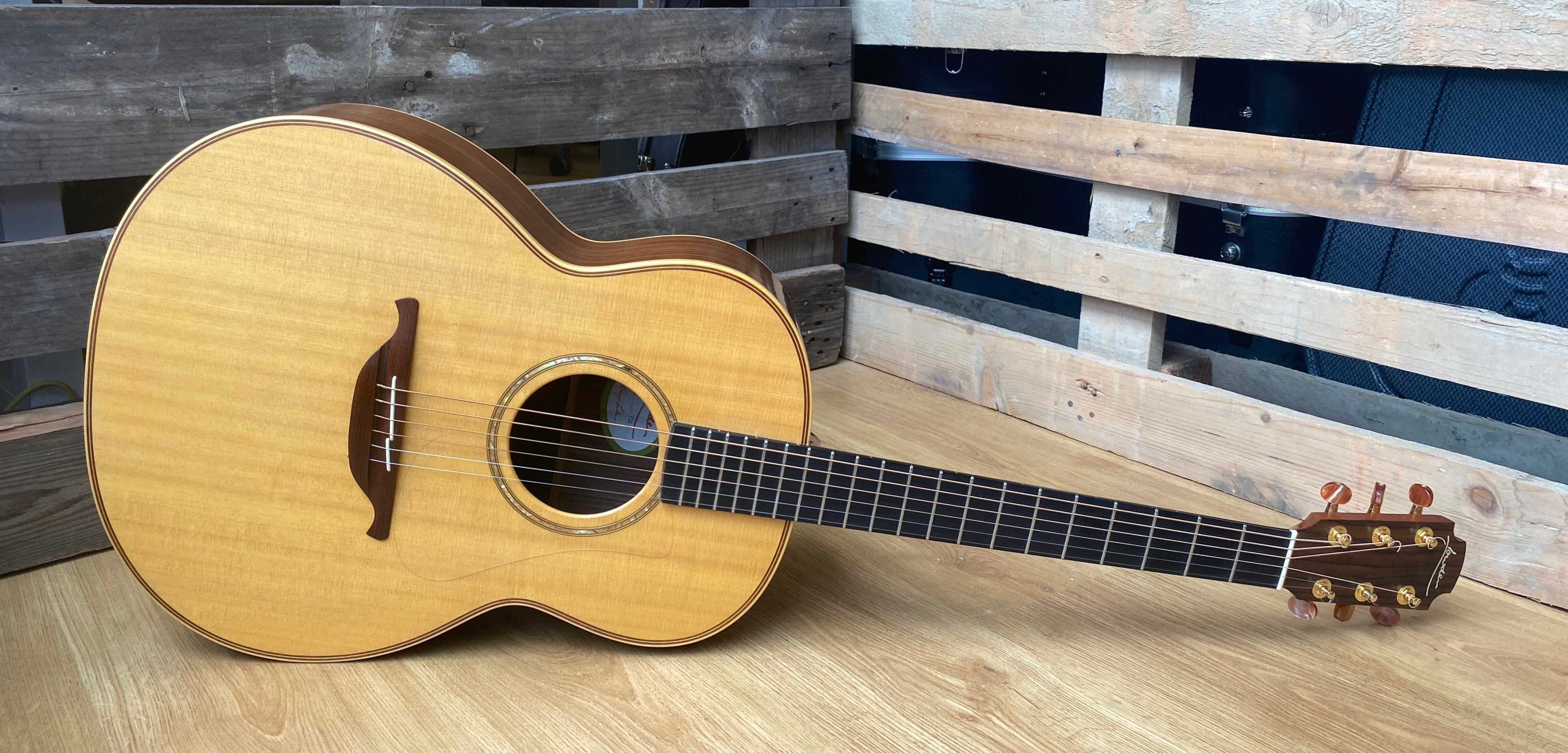 Lowden F32 Spruce/Rosewood - 26 Years Old  (1996)  serial no. 9946 - A1 Condition, Acoustic Guitar for sale at Richards Guitars.