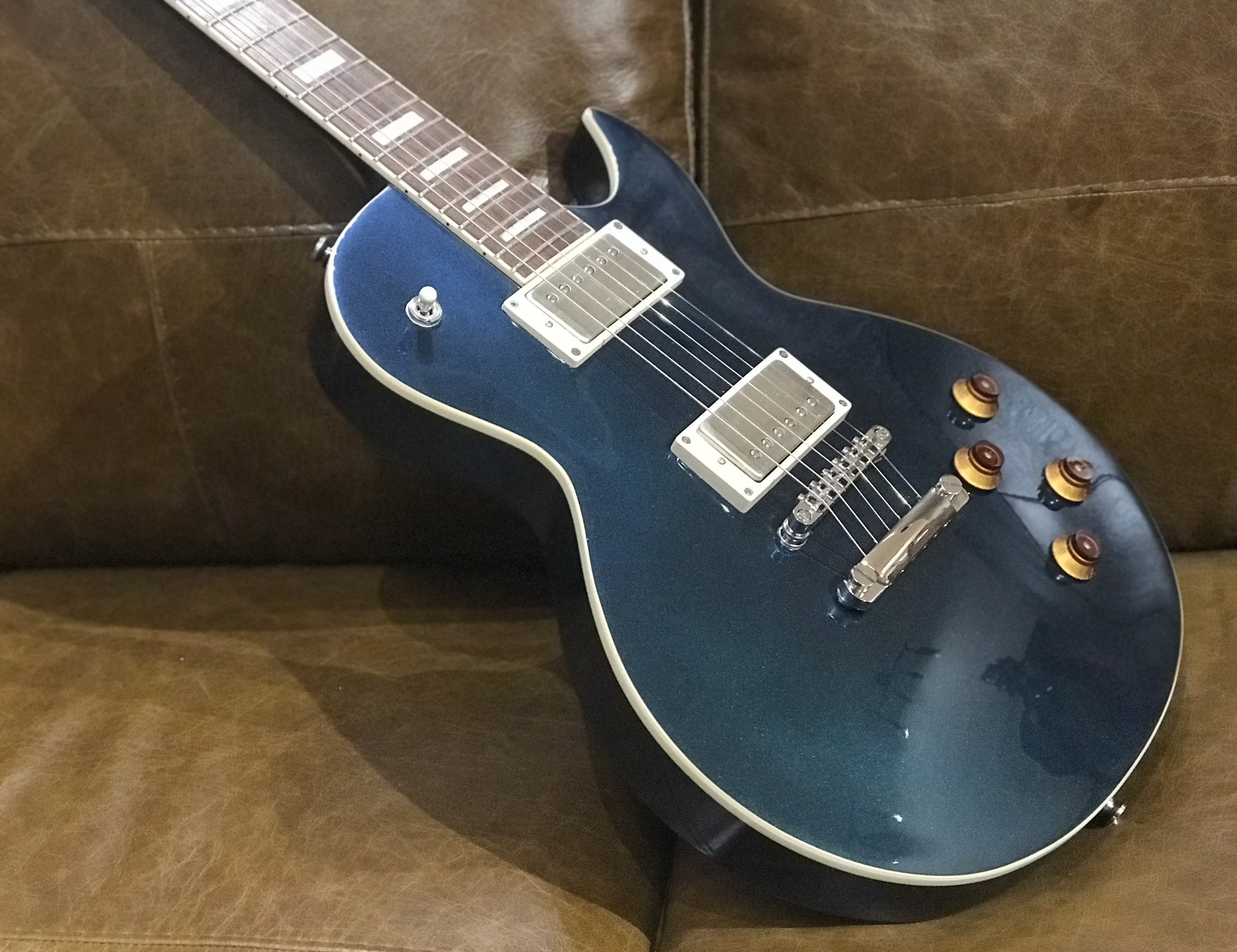 Cort CR200 Flip Blue, Electric Guitar for sale at Richards Guitars.