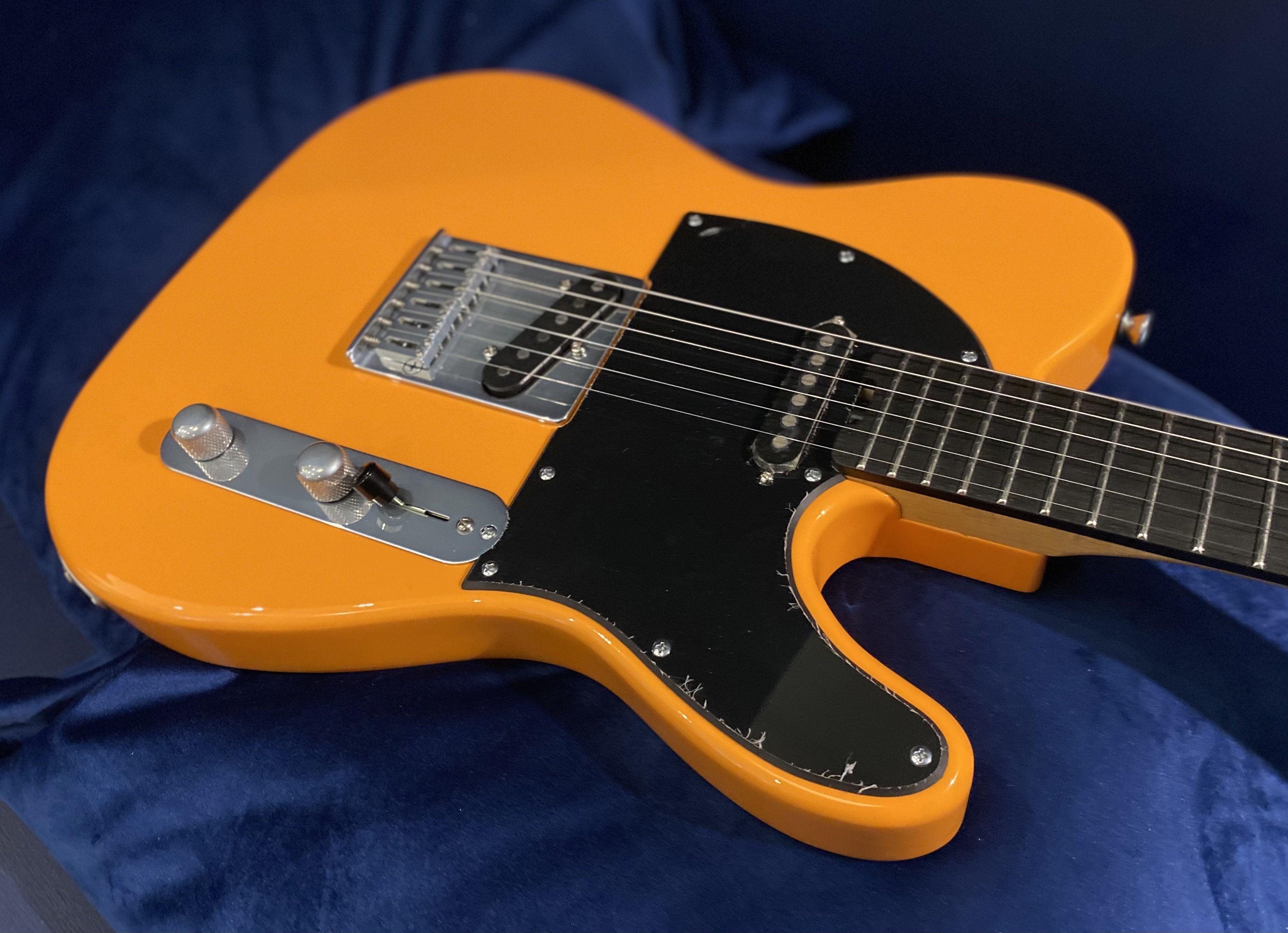Gordon Smith Classic T Juice Deluxe Custom, Electric Guitar for sale at Richards Guitars.