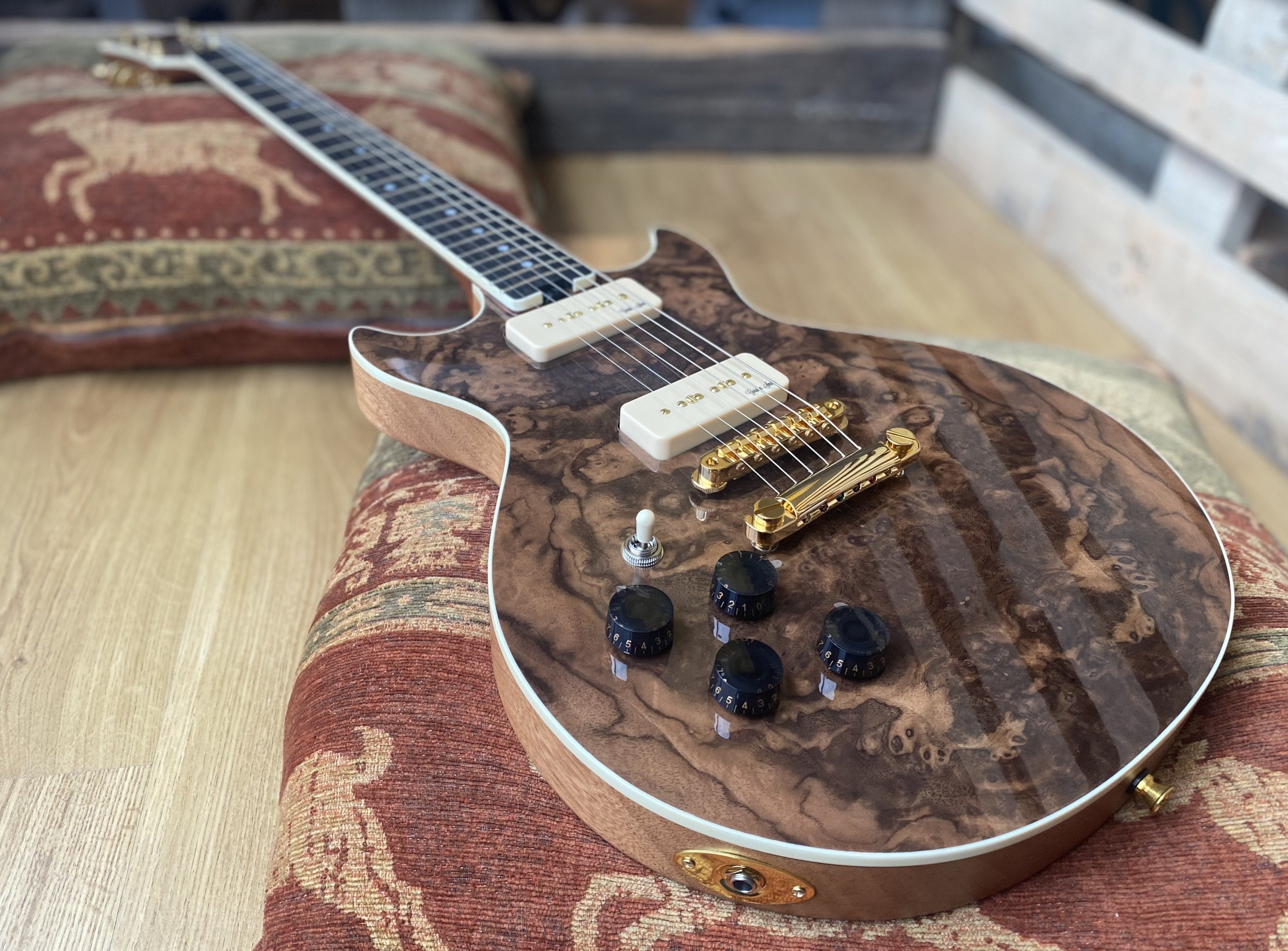 Gordon Smith GS Deluxe Burled Walnut P90 Custom Left Handed #20345, Electric Guitar for sale at Richards Guitars.
