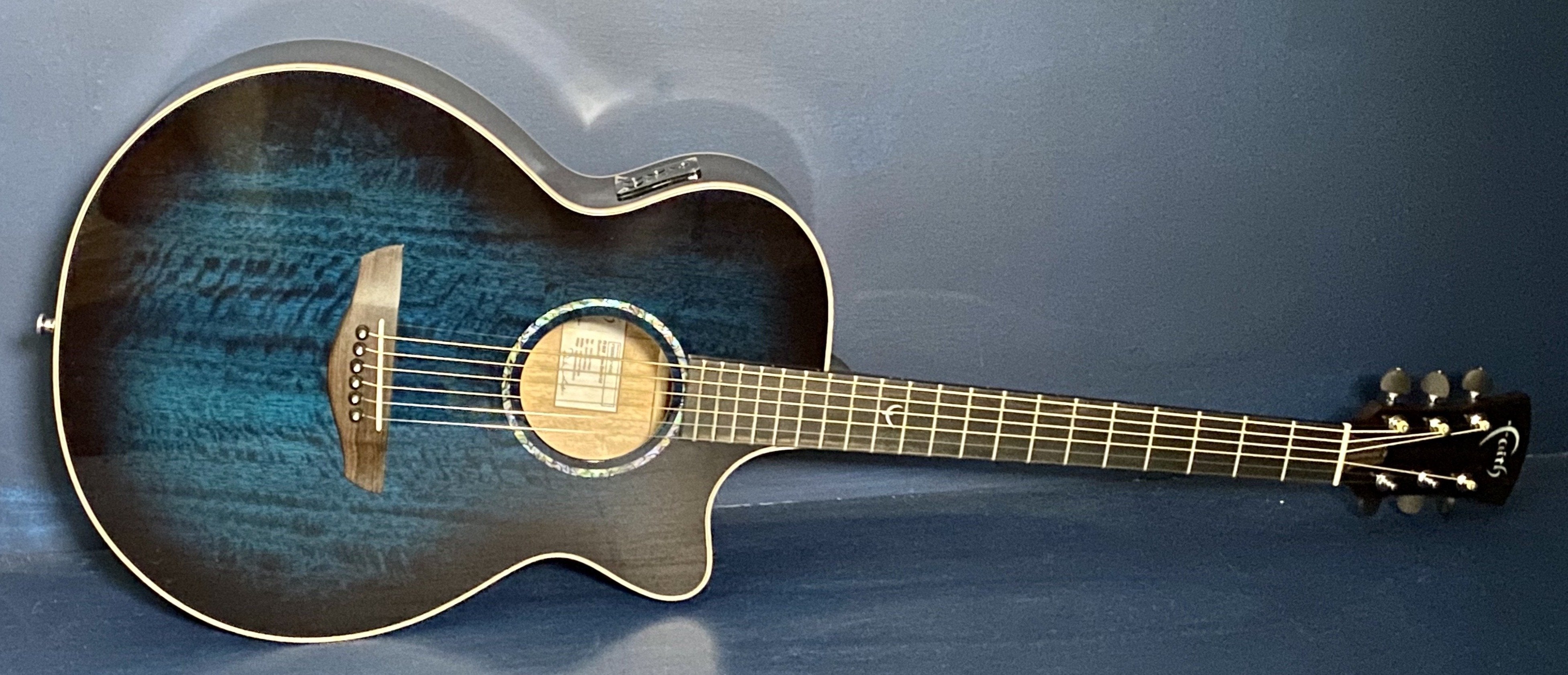 Faith FVBLM Blue Moon Venus Electro Acoustic Guitar [Reduced to clear!], Electro Acoustic Guitar for sale at Richards Guitars.