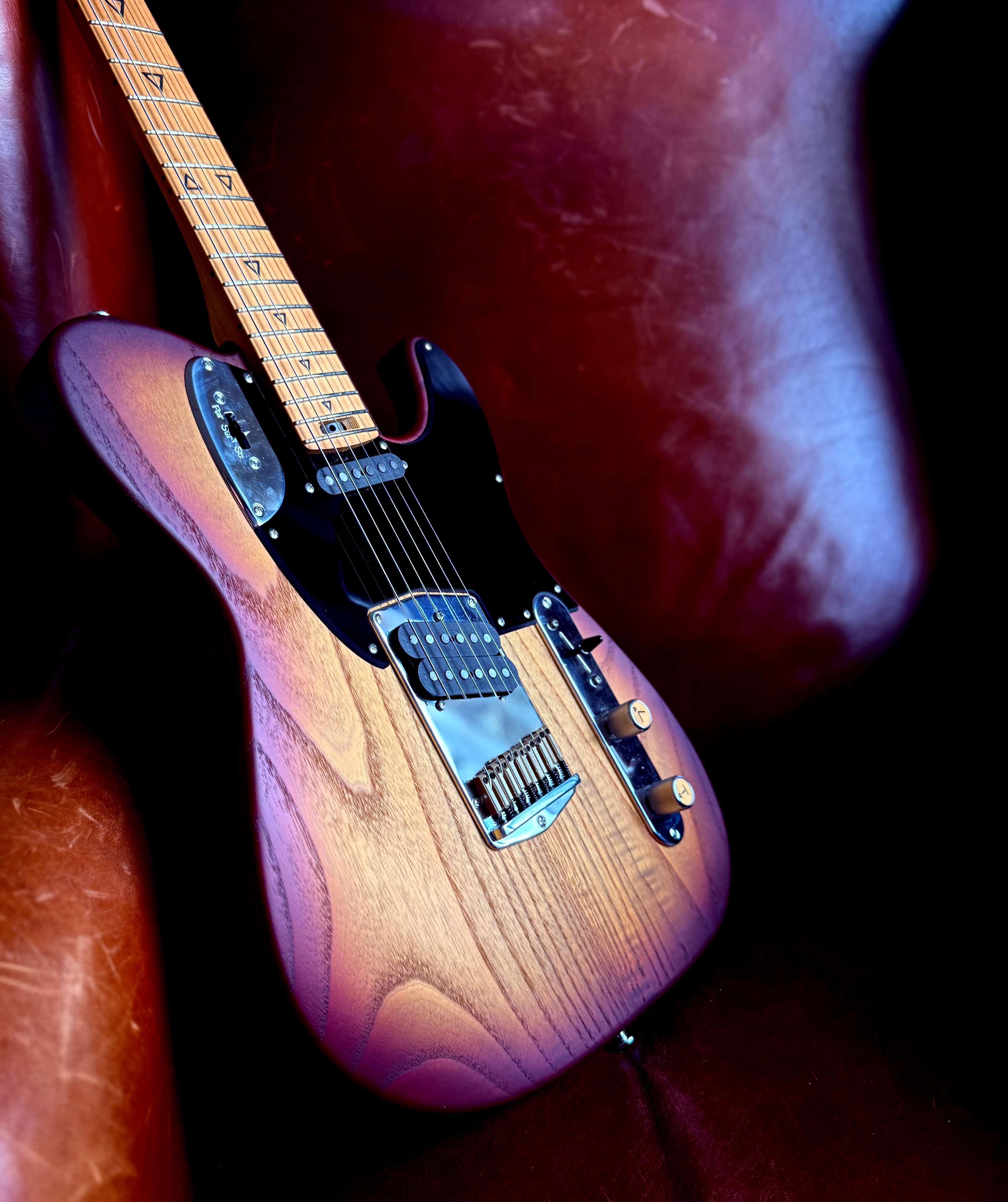 Valiant Titan Sunburst, Electric Guitar for sale at Richards Guitars.