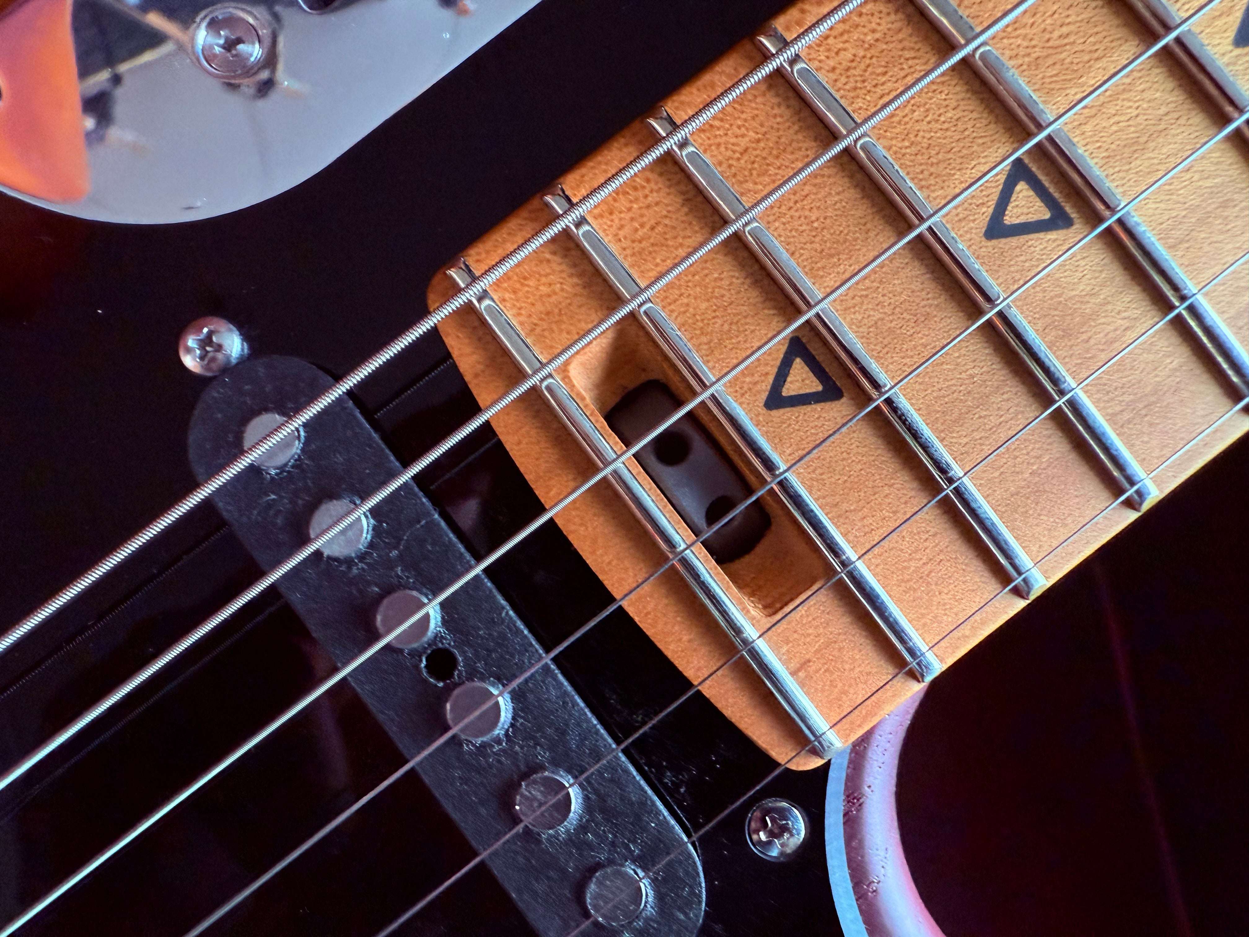 Valiant Titan Sunburst, Electric Guitar for sale at Richards Guitars.