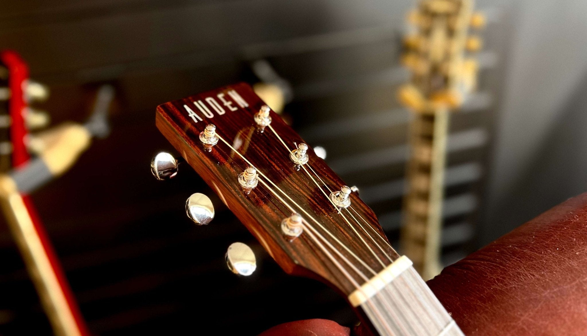 Auden Austin Mahogany Cutaway - Richards Guitars Of Stratford Upon Avon