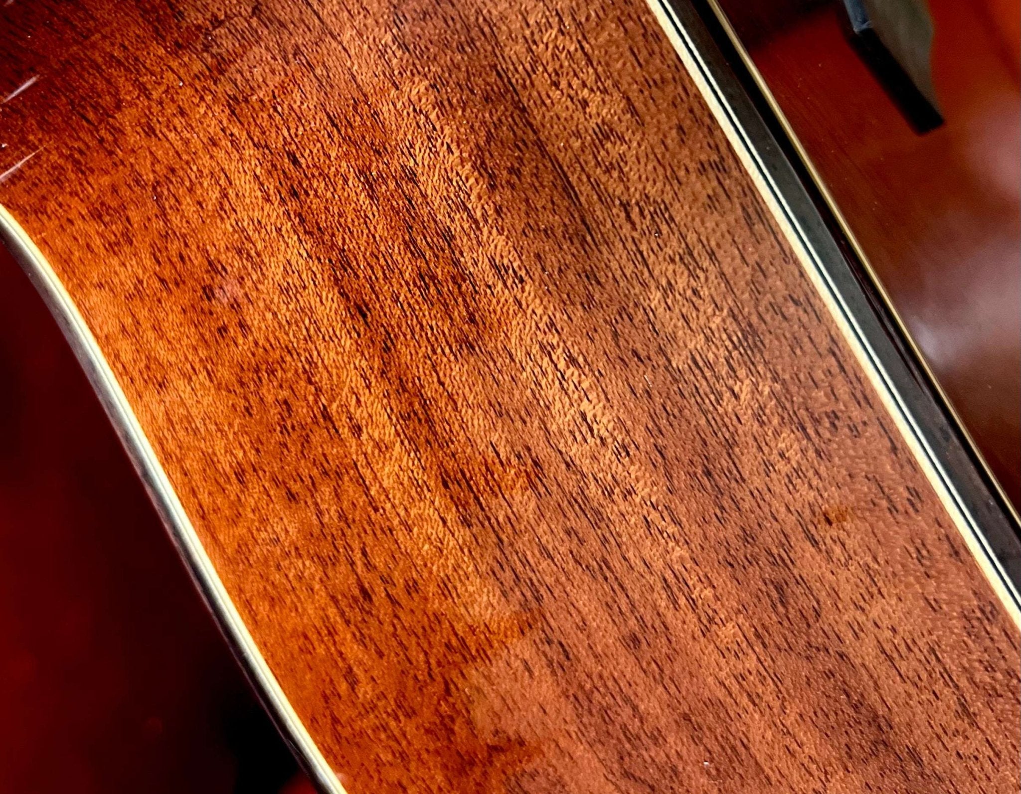 AUDEN MAHOGANY SERIES – CHESTER FULL BODY MAHOGANY TOP - 45MM NUT - Richards Guitars Of Stratford Upon Avon