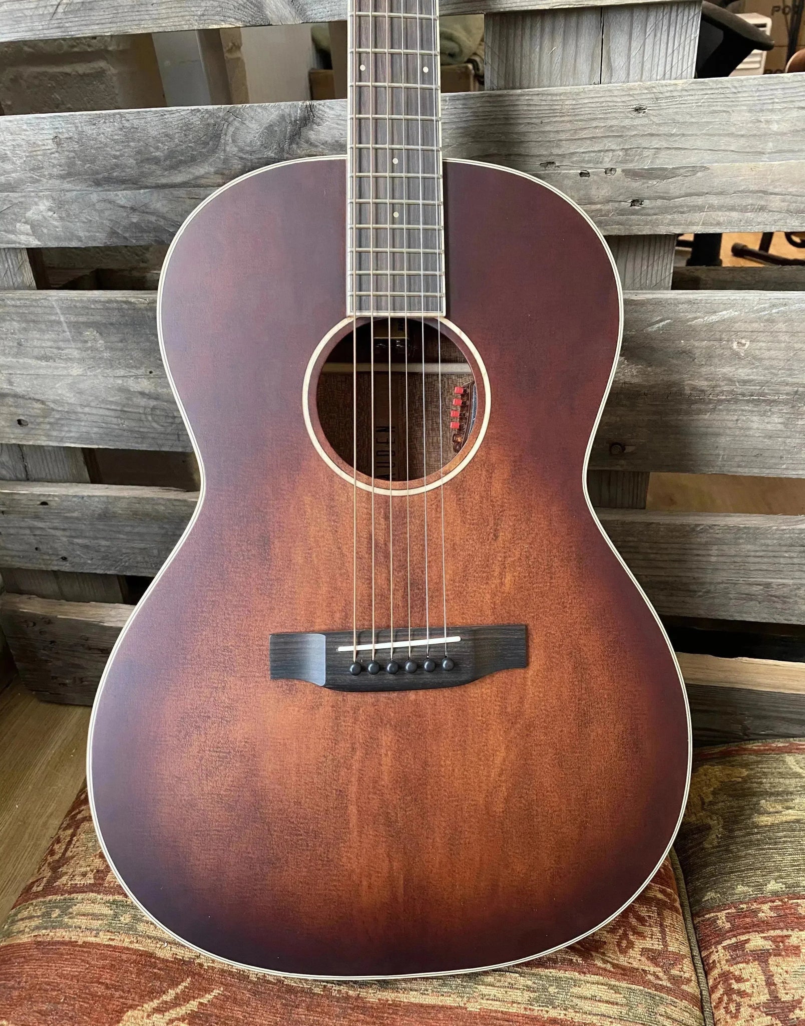 Auden Tobacco Julia Electro Acoustic Guitar - Richards Guitars Of Stratford Upon Avon