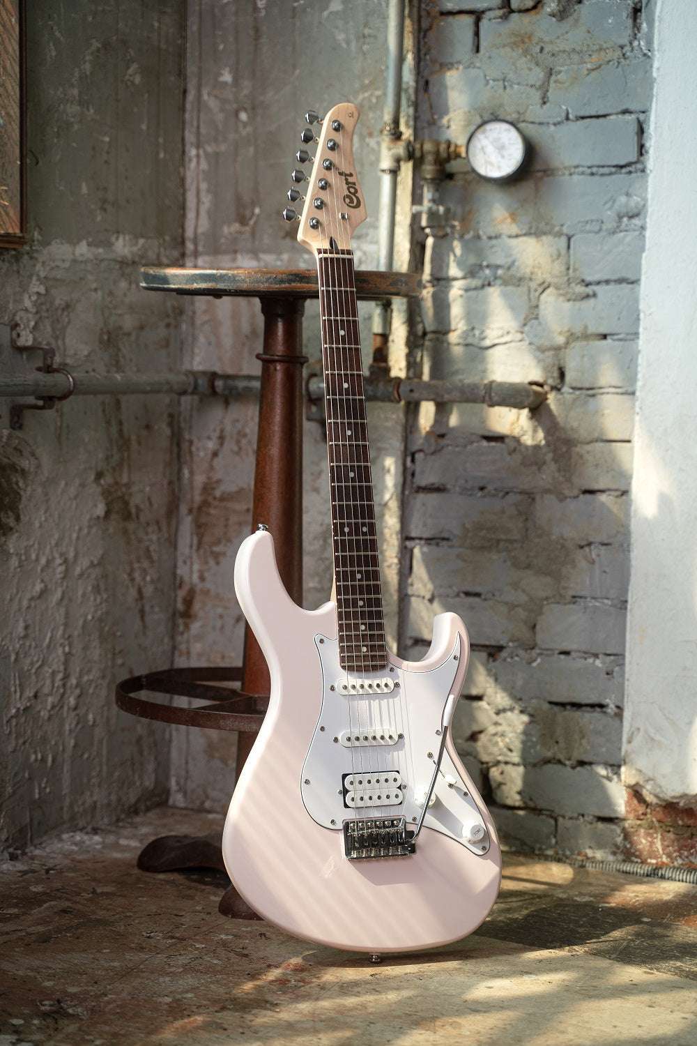 Cort G200 Pastel Pink - Richards Guitars Of Stratford Upon Avon