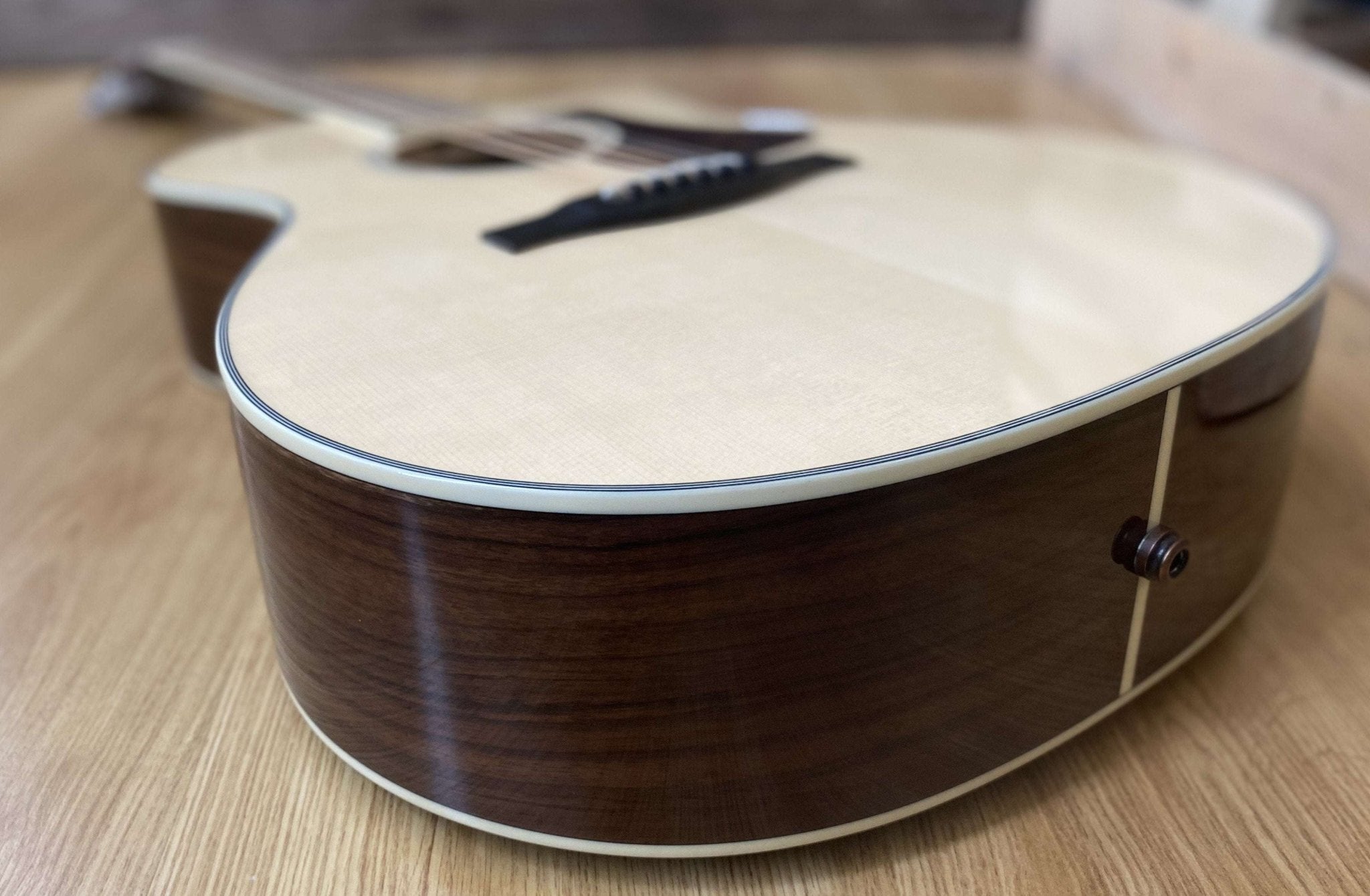 Eastman AC422CE Grand Auditorium Electro Acoustic Guitar w/ cutaway and LR Baggs VTC (Price inc. Custom Pro Setup Package) - Richards Guitars Of Stratford Upon Avon