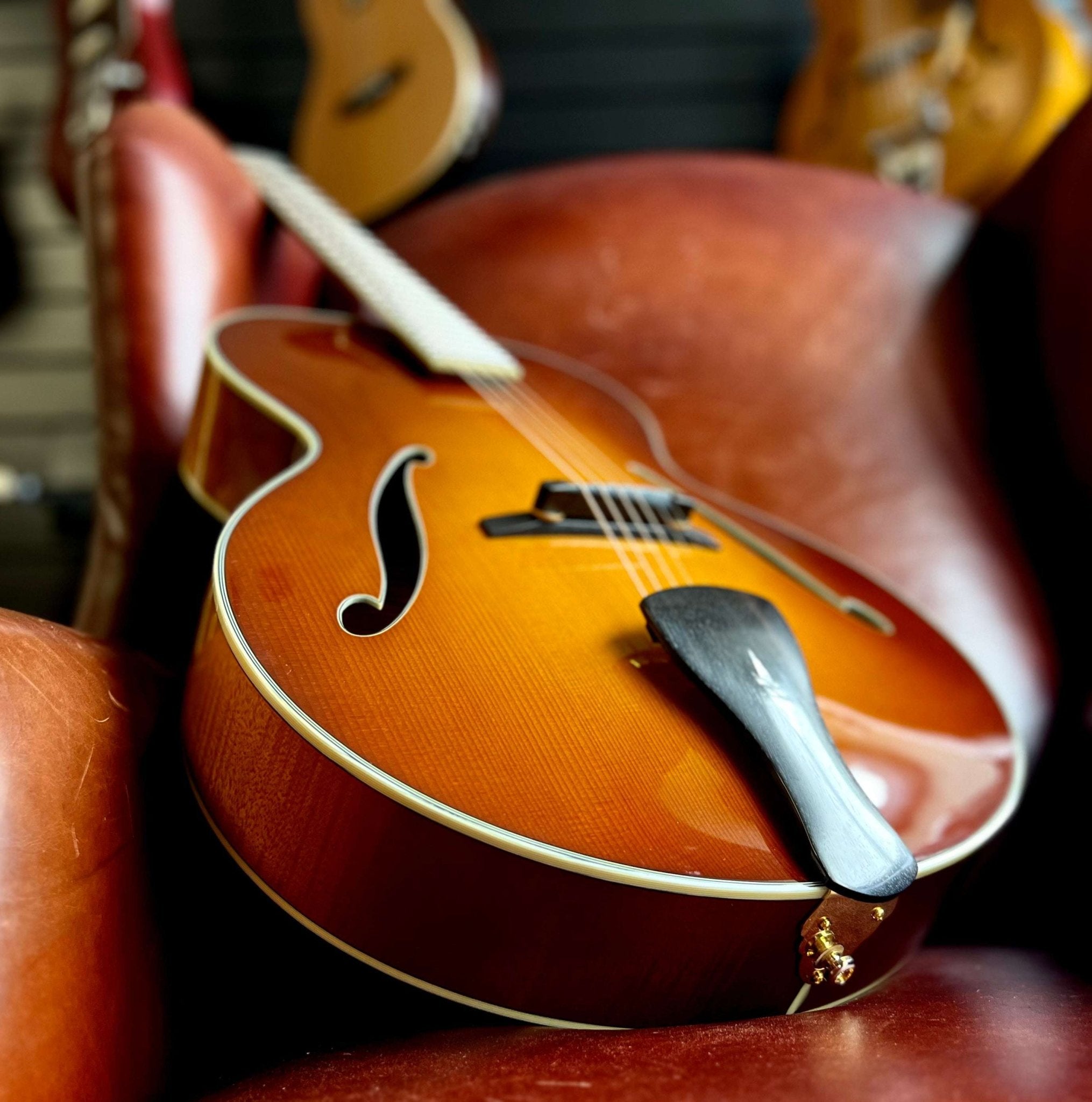 Eastman AR805CE GB Arch Top Semi Acoustic Guitar (Price inc. Custom Pro Setup Package) - Richards Guitars Of Stratford Upon Avon