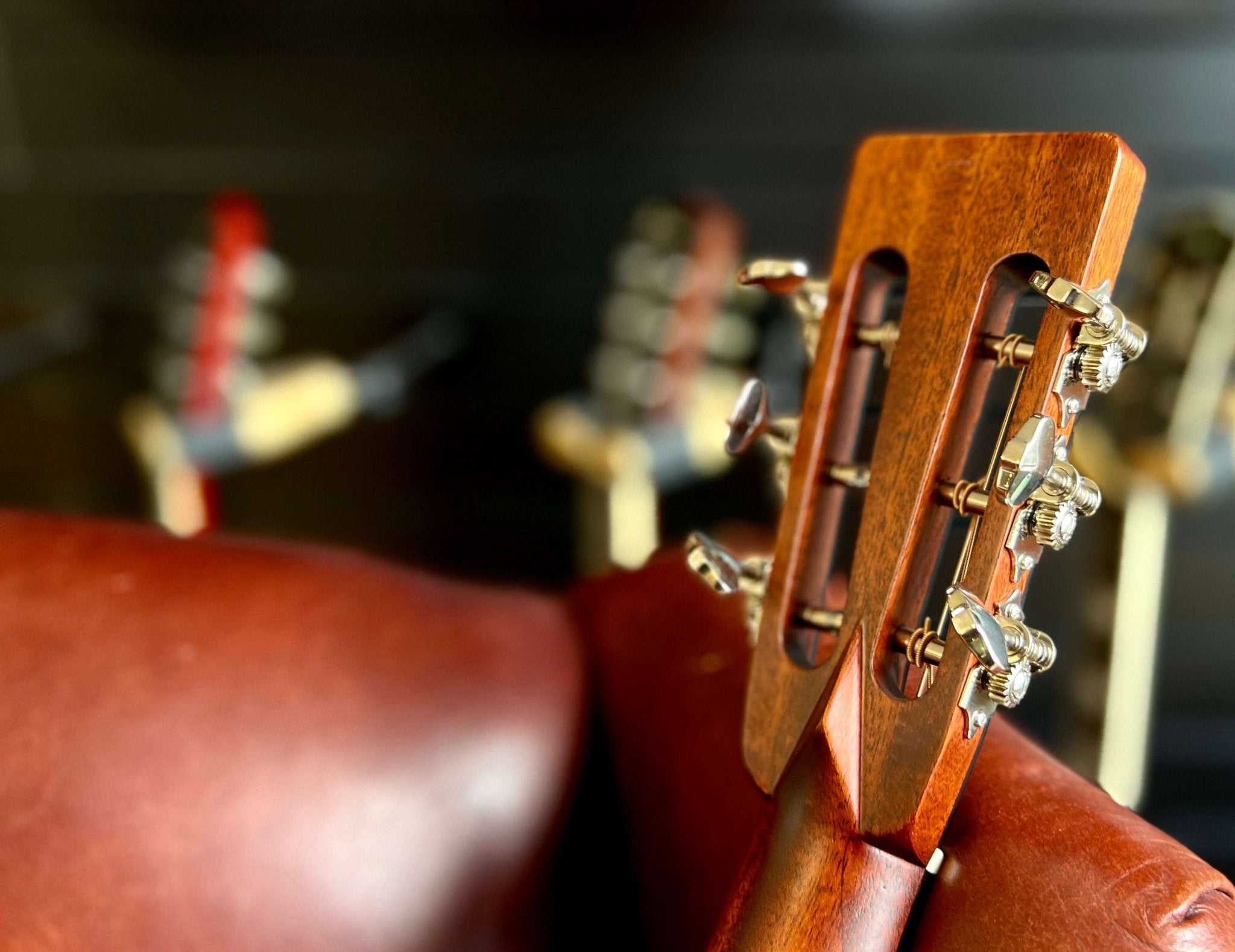 Eastman E1P Classic. Awesome Quality All Solid Parlor Guitar - Richards Guitars Of Stratford Upon Avon