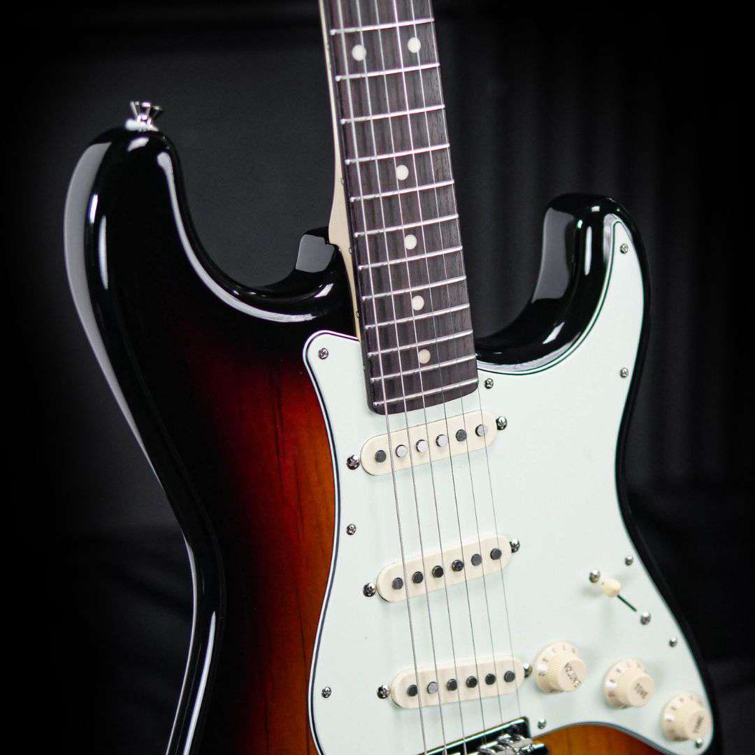 FGN Neoclassic NST100RAL (Alder 3 Tone Sunburst) - Richards Guitars Of Stratford Upon Avon