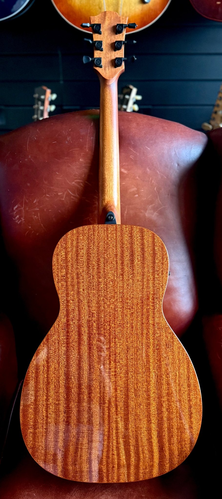 LAG TRAMONTANE 98 T98PE PARLOR, ELECTRO - Richards Guitars Of Stratford Upon Avon