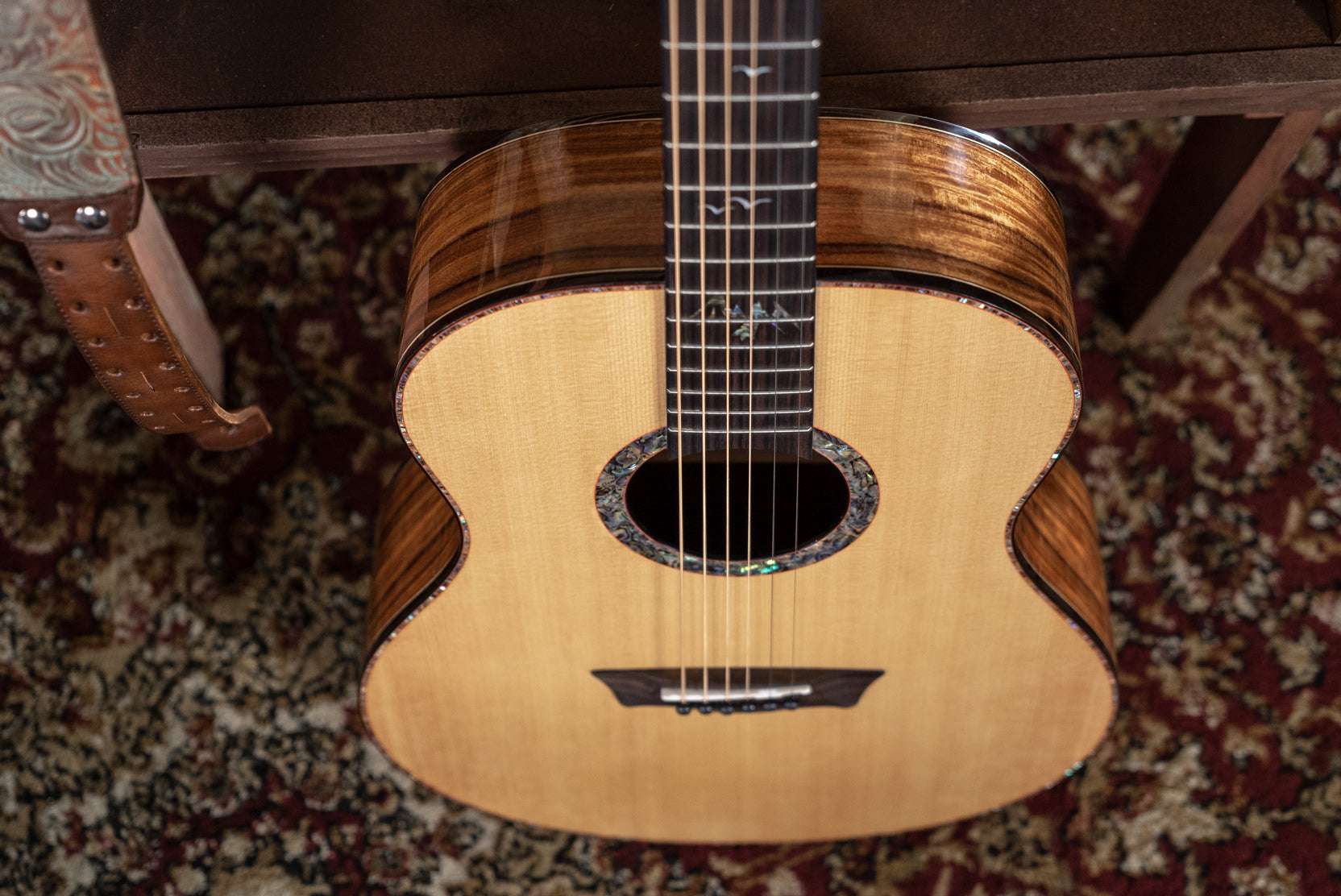 Washburn Bella Tono ELEGANTE S24S - Natural Acoustic Guitar - Richards Guitars Of Stratford Upon Avon