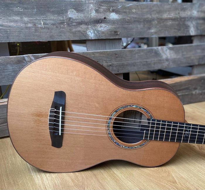 An utterly jaw dropp - Richards Guitars Of Stratford Upon Avon