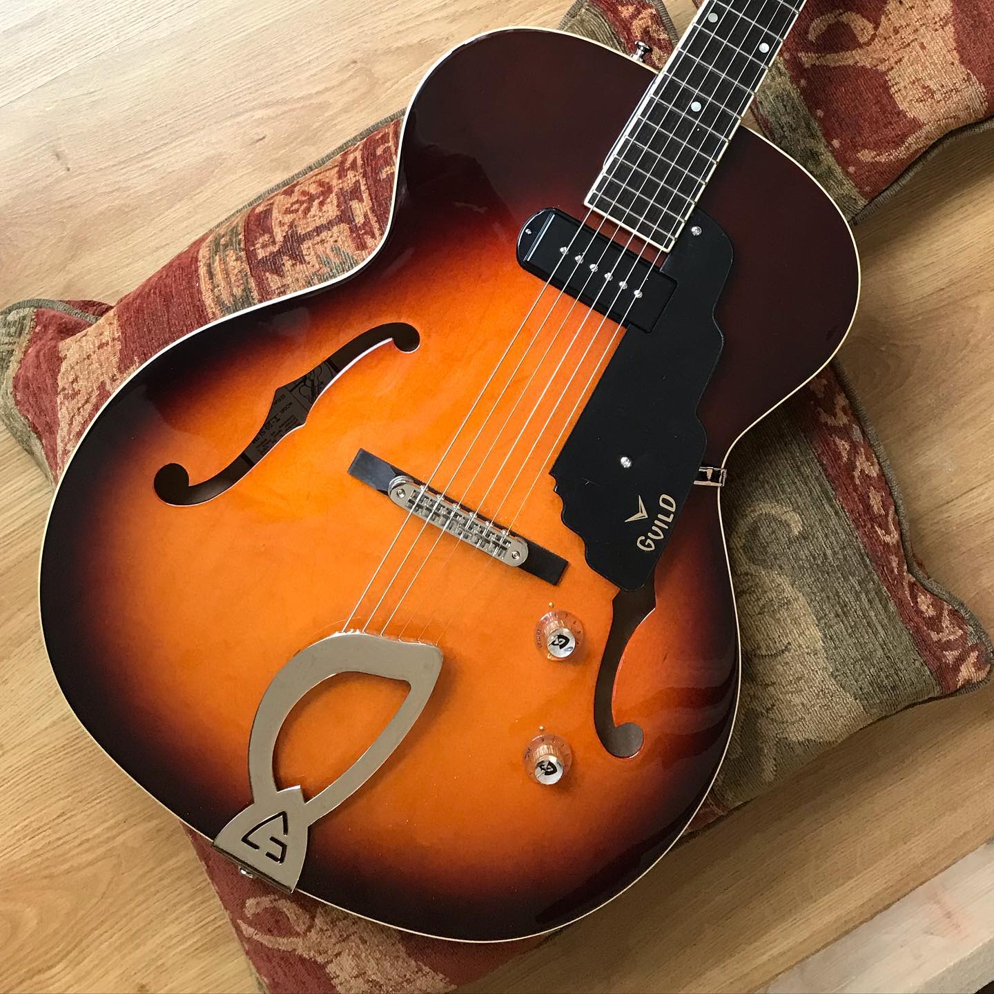 The totally inspirin - Richards Guitars Of Stratford Upon Avon
