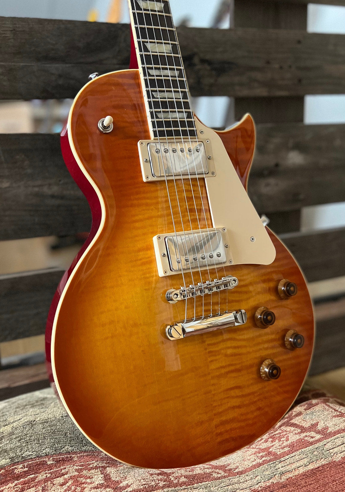 FGN Neo Classic Guitars