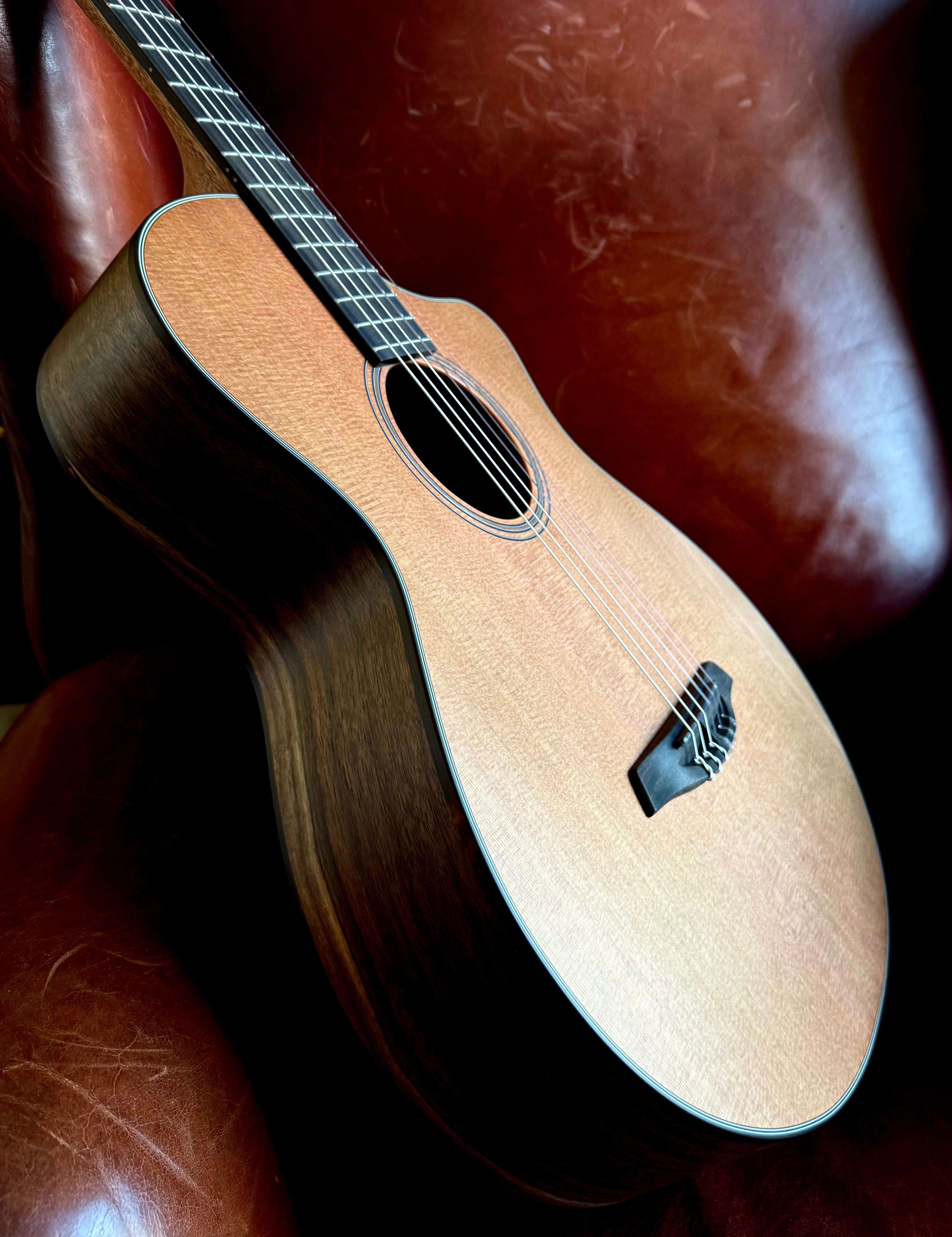Furch GN2CW Hybrid Nylon String Cutaway Classic  (2025 CNR Active Upgrade Model)