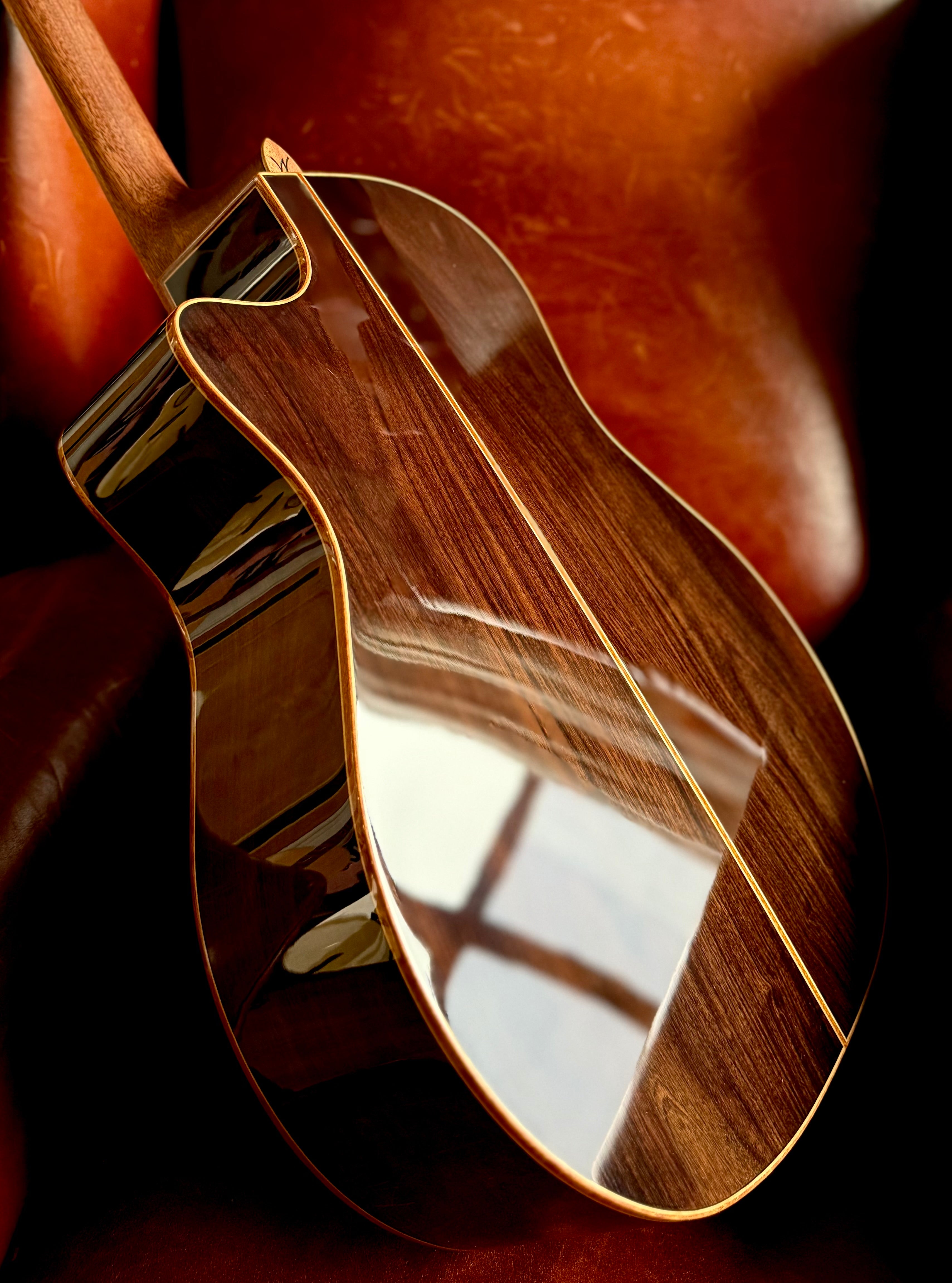 Washburn G25SCE w/CASE - Grand Auditorium - Guitarra Electroacústica Natural