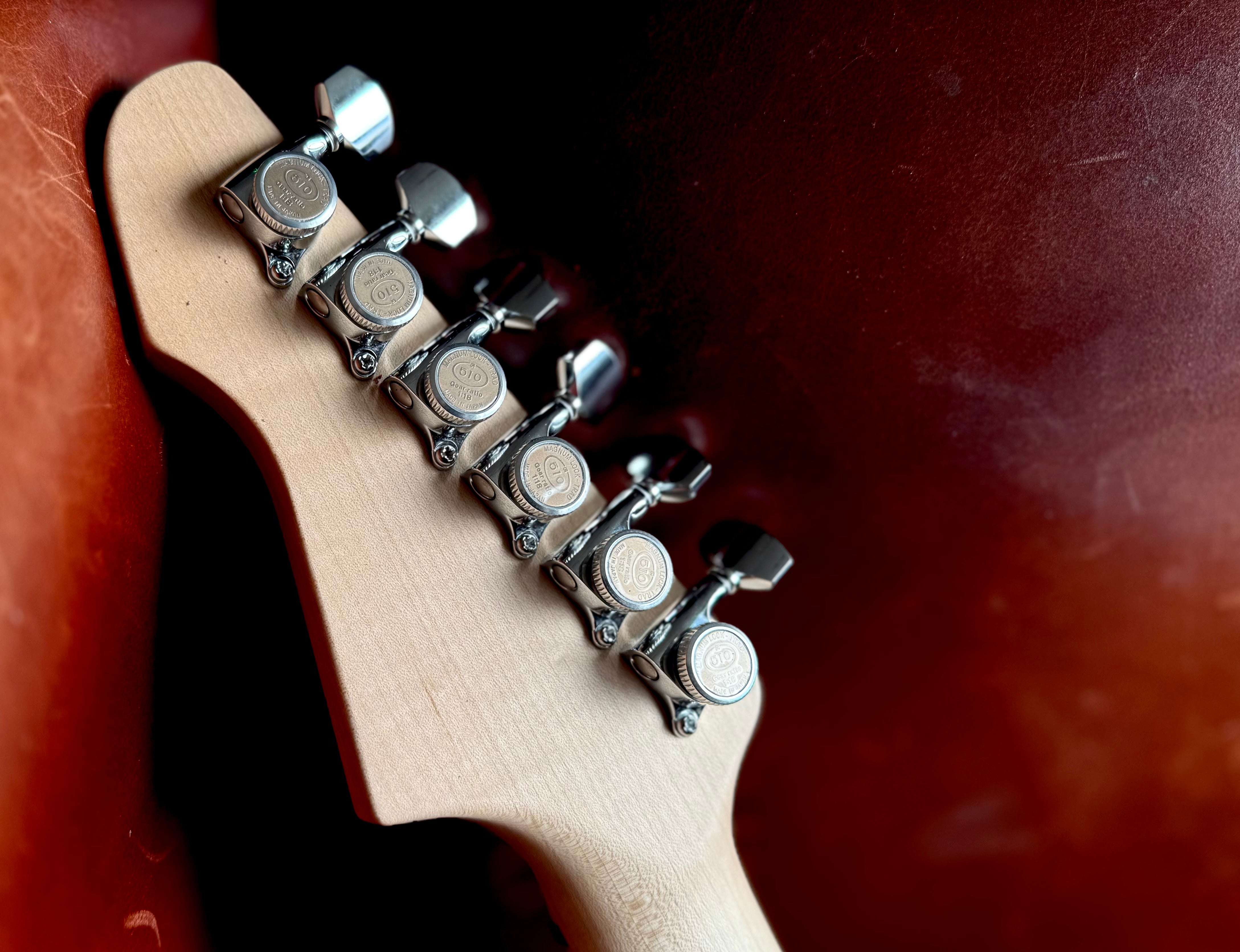 Valiant Mercury Copper, Electric Guitar for sale at Richards Guitars.