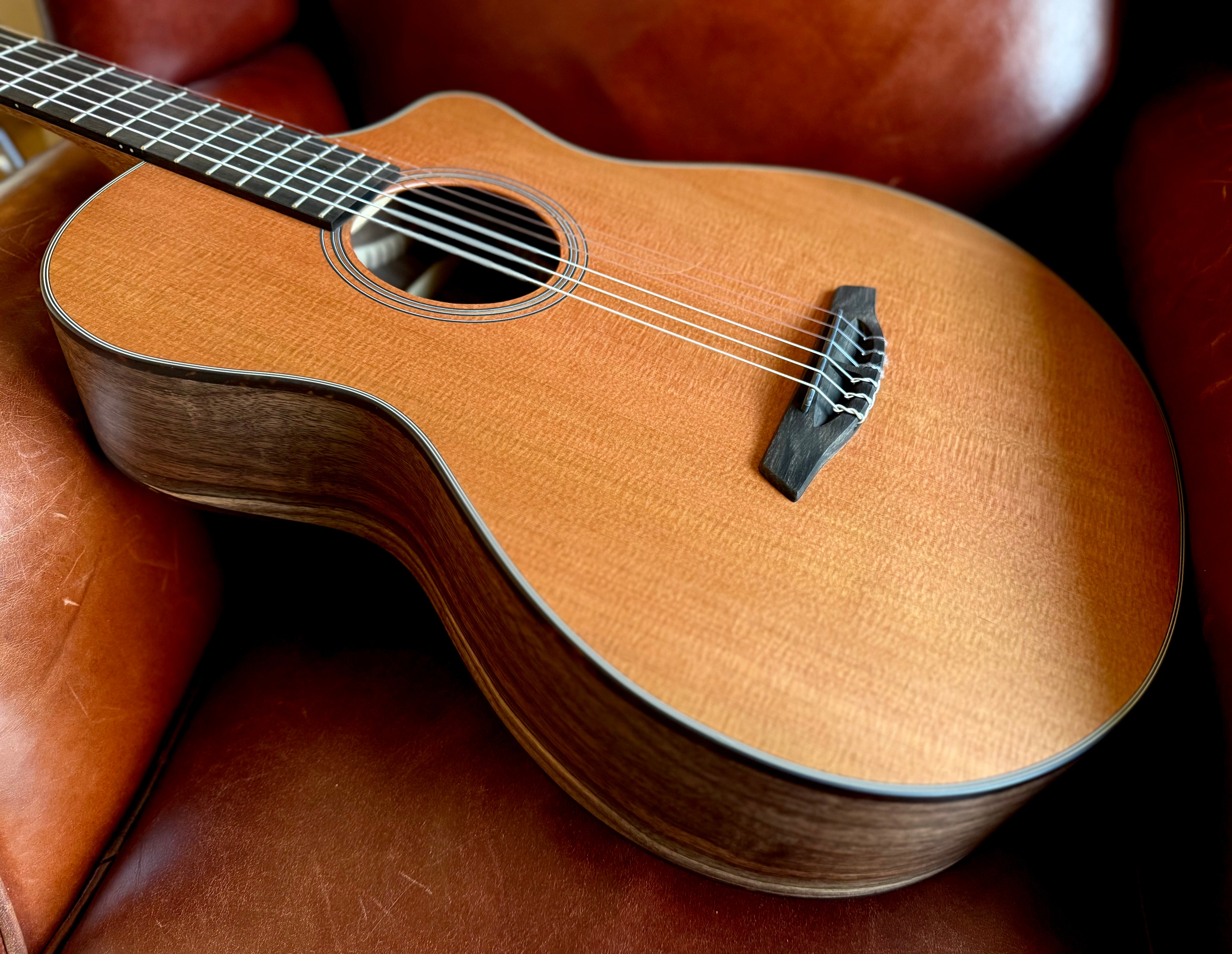 Furch GN2CW Hybrid Nylon String Cutaway Classic  (2025 CNR Active Upgrade Model)