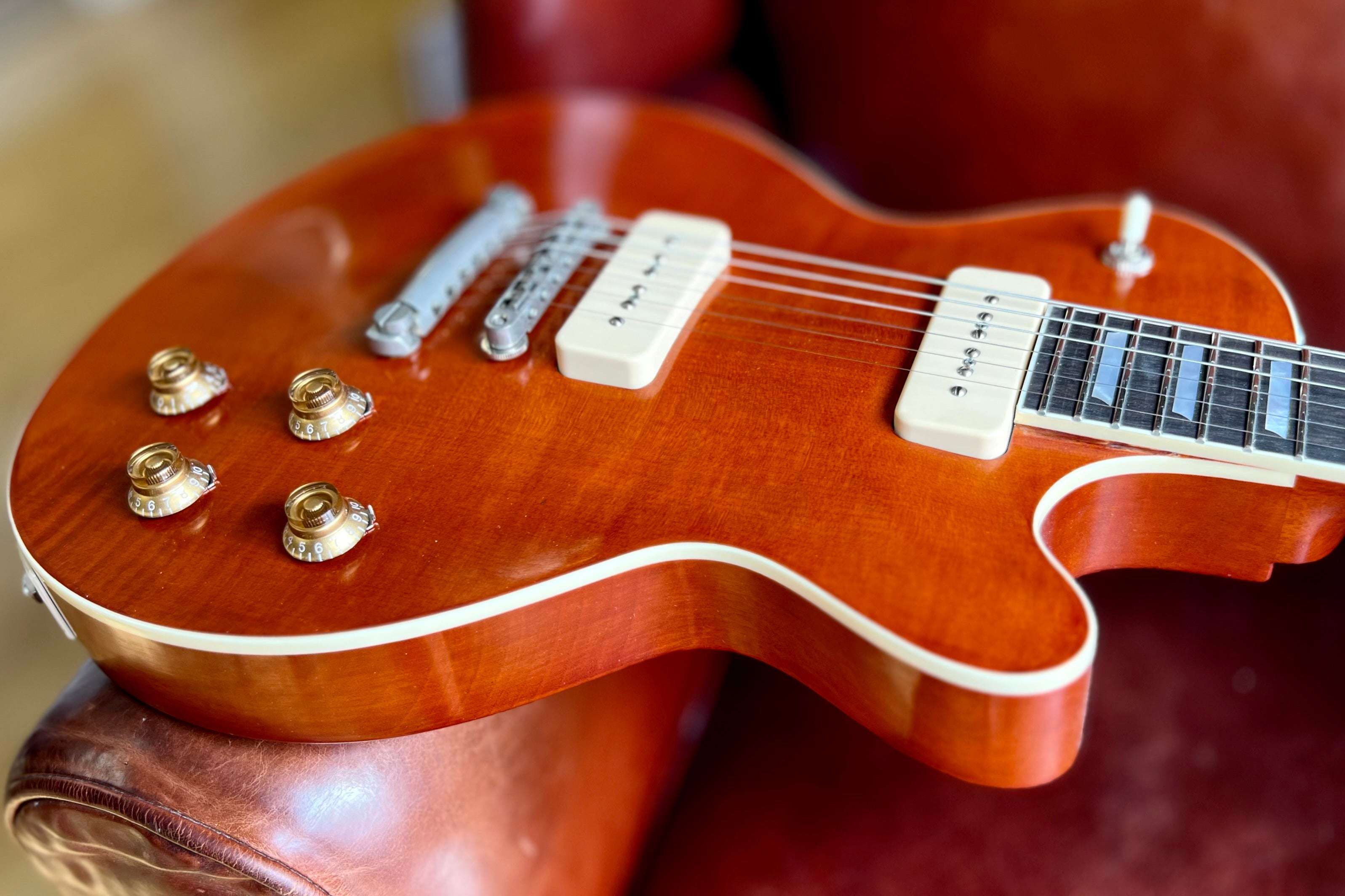 Eastman SB56/TV-AMB Truetone Vintage Amber Finish (Precio inc. Custom Pro Setup Package), Guitarra Eléctrica en venta en Richards Guitars.