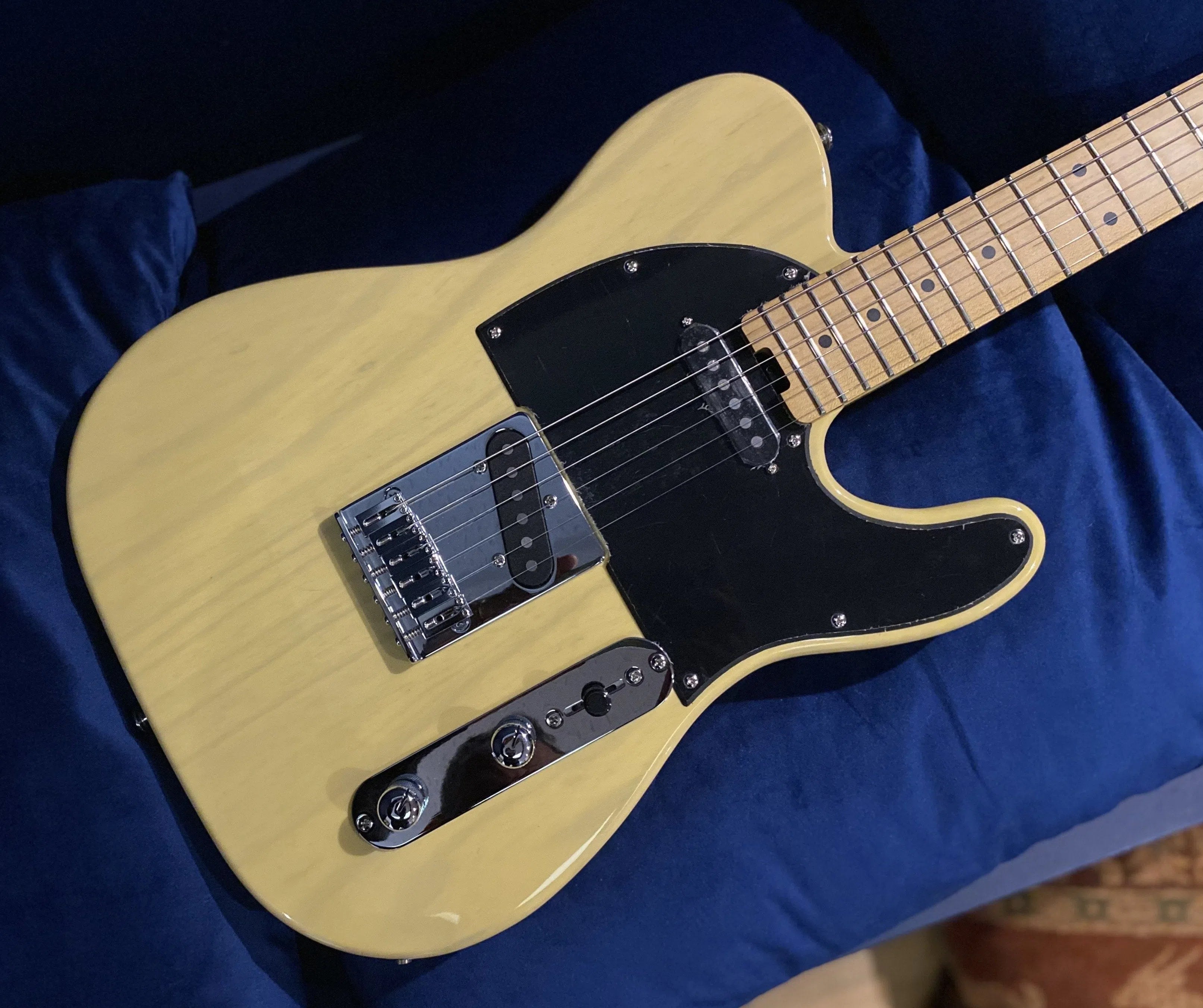 Gordon Smith Classic T "Standard" Vintage Blonde With Maple Board, Electric Guitar for sale at Richards Guitars.