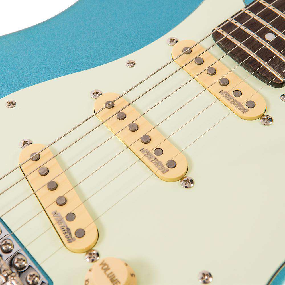 Vintage V6 ReIssued Guitarra Eléctrica ~ Candy Apple Blue, a la venta en Richards Guitars.