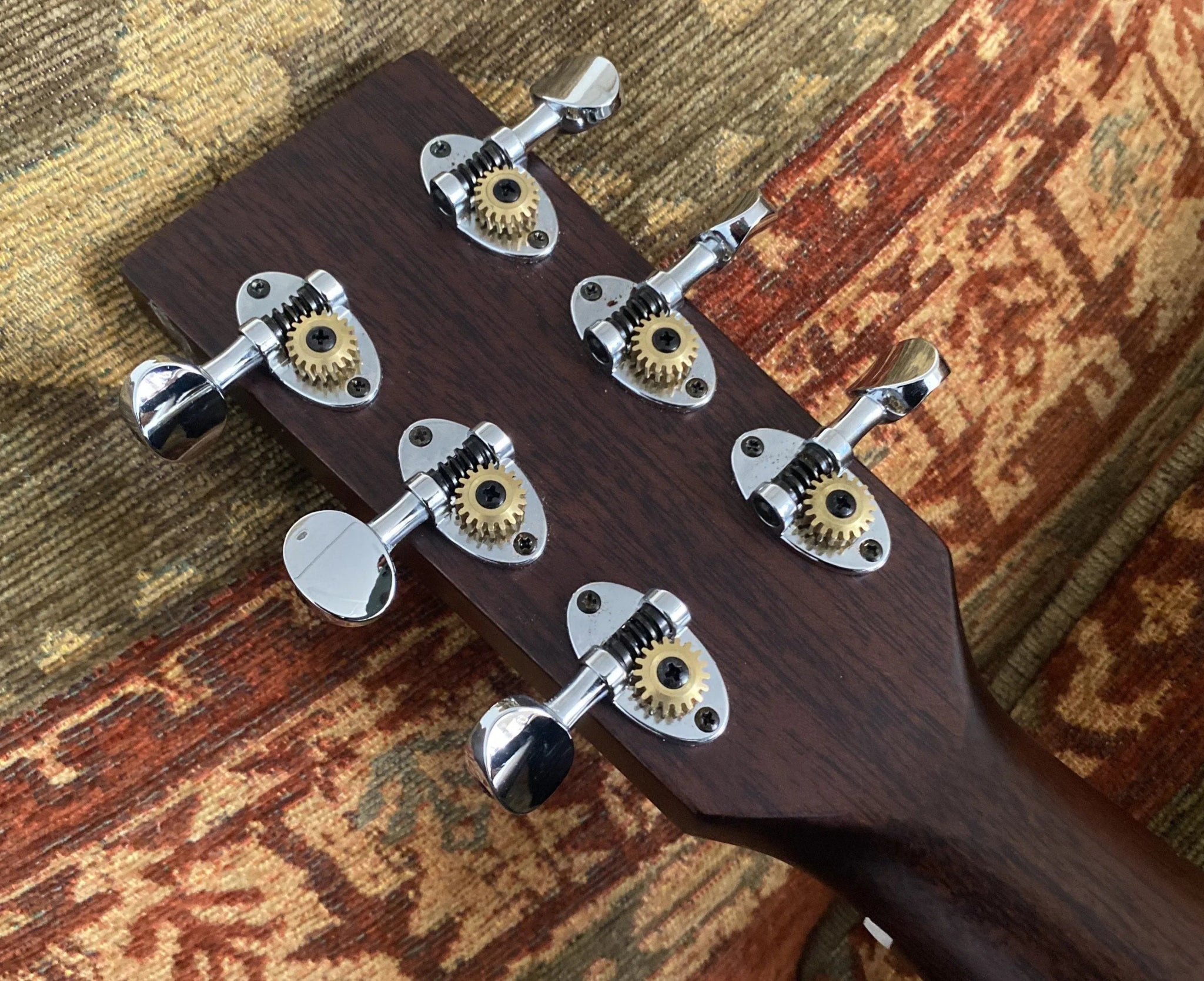 Auden Rosewood Bowman Spruce Top Cutaway Electro Acoustic Guitar - Richards Guitars Of Stratford Upon Avon