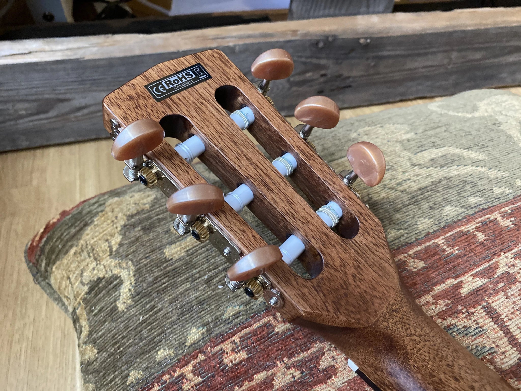 Cort CEC7 Slimline Electro Nylon Hybrid - Richards Guitars Of Stratford Upon Avon