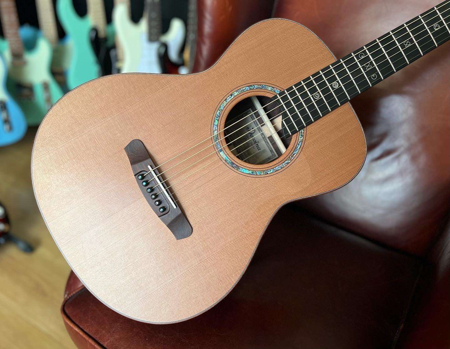 Dowina Rosewood OMG AURA Masters . OM Body Acoustic Guitar - Richards Guitars Of Stratford Upon Avon