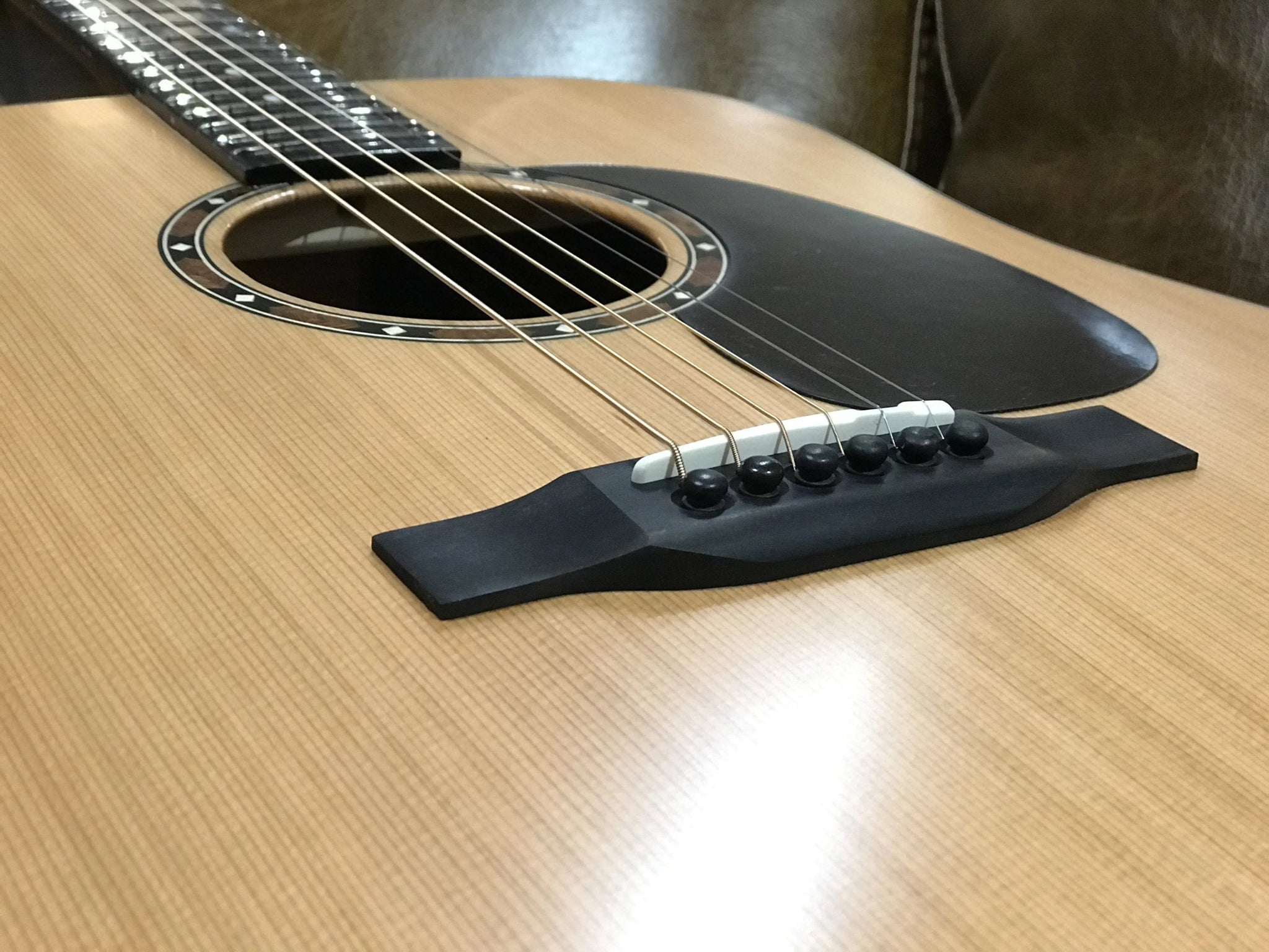 Eastman E2D CD (Price inc. Custom Pro Setup Package) - Richards Guitars Of Stratford Upon Avon