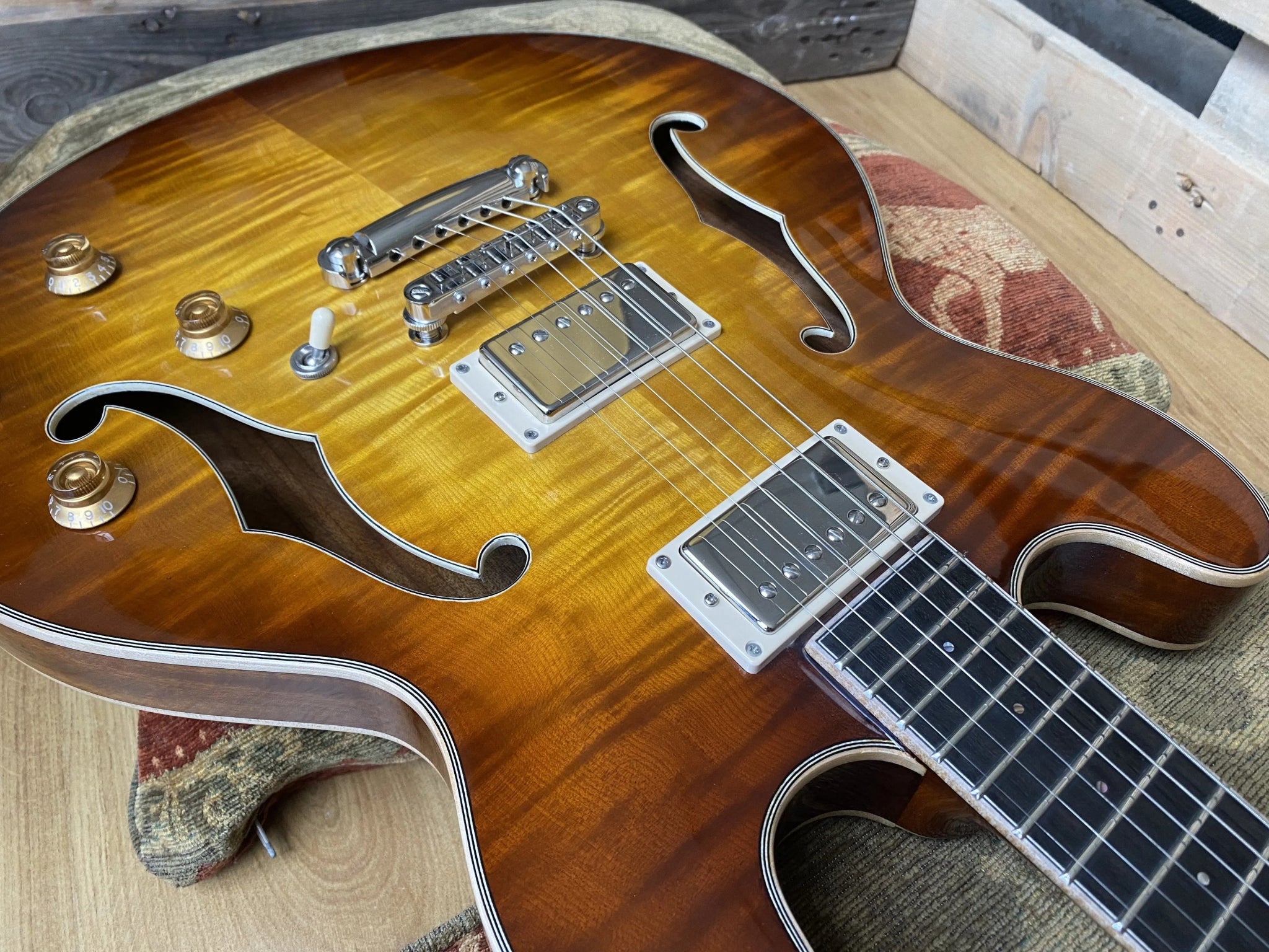 Eastman T186mx GB (Price inc. Custom Pro Setup Package) - Richards Guitars Of Stratford Upon Avon