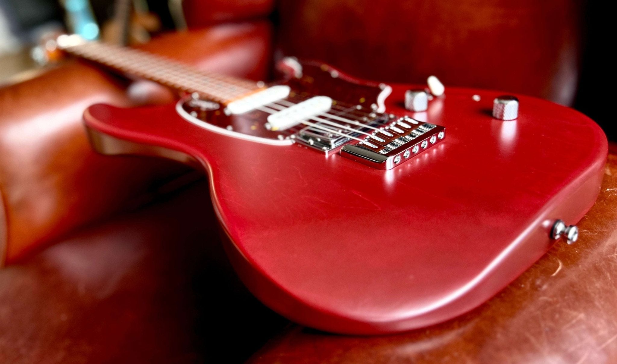 Godin Session HT Electric Guitar ~ Aztek Red MN - Richards Guitars Of Stratford Upon Avon
