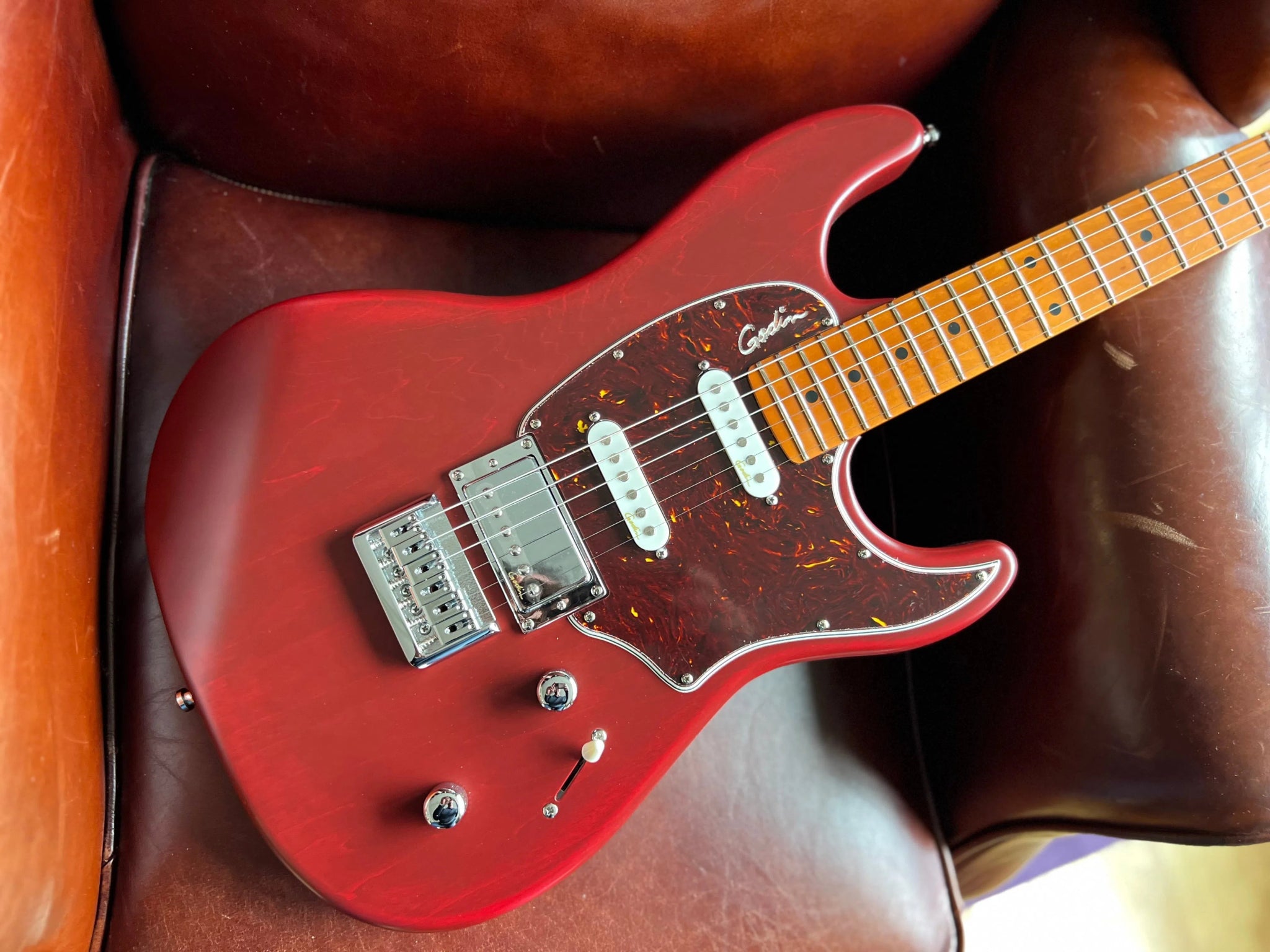 Godin Session HT Electric Guitar ~ Aztek Red MN - Richards Guitars Of Stratford Upon Avon