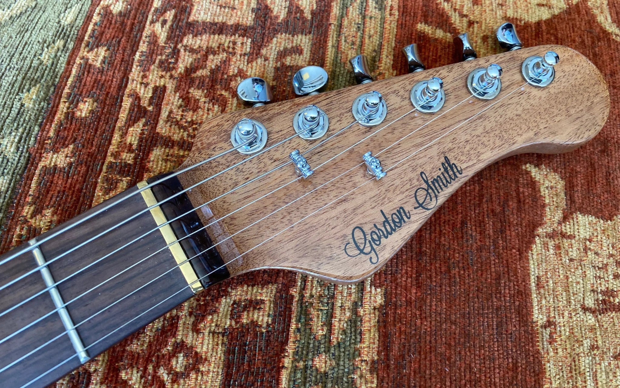 Gordon Smith Gatsby Deluxe Burled Walnut Custom - Richards Guitars Of Stratford Upon Avon