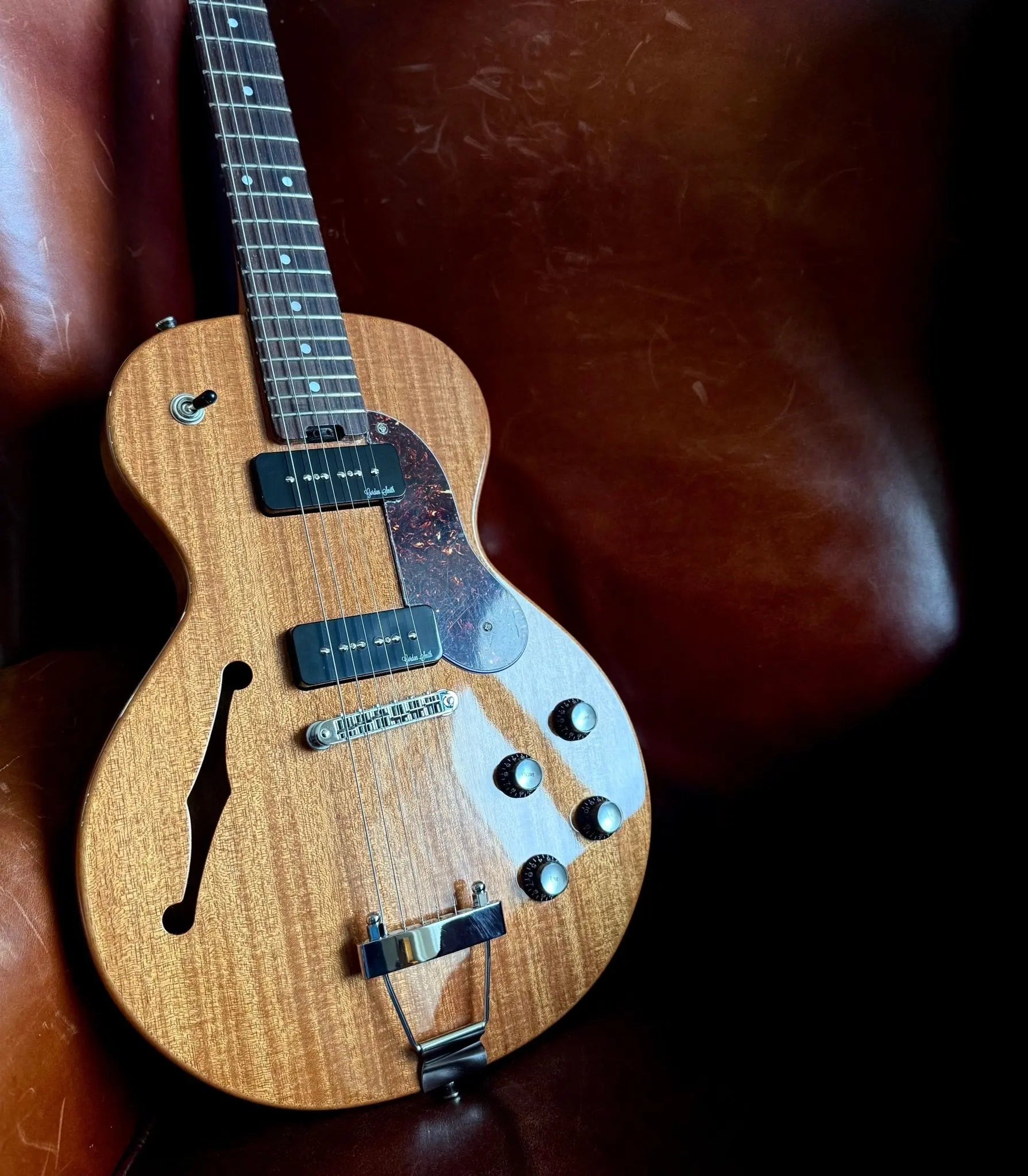 Gordon Smith GS2 No Cut Natural guitar for sale uk